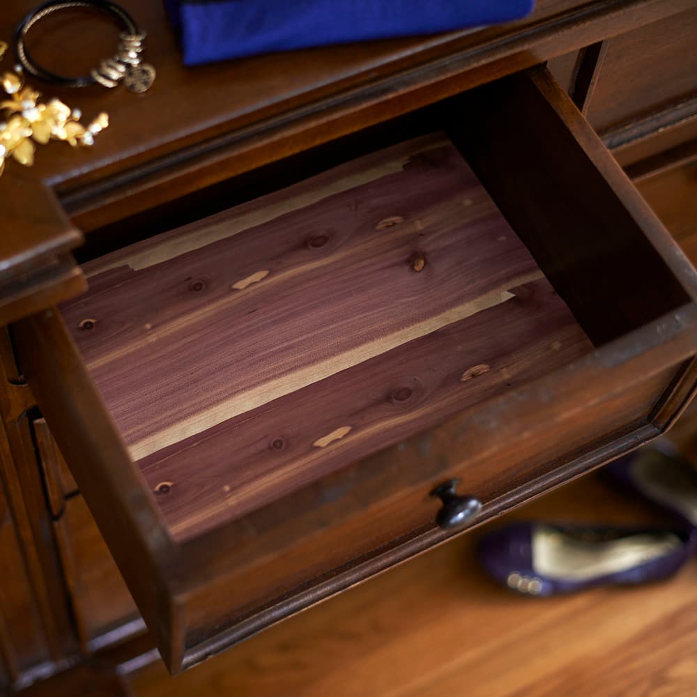 CedarFresh&#xAE; Cedar Drawer Lining