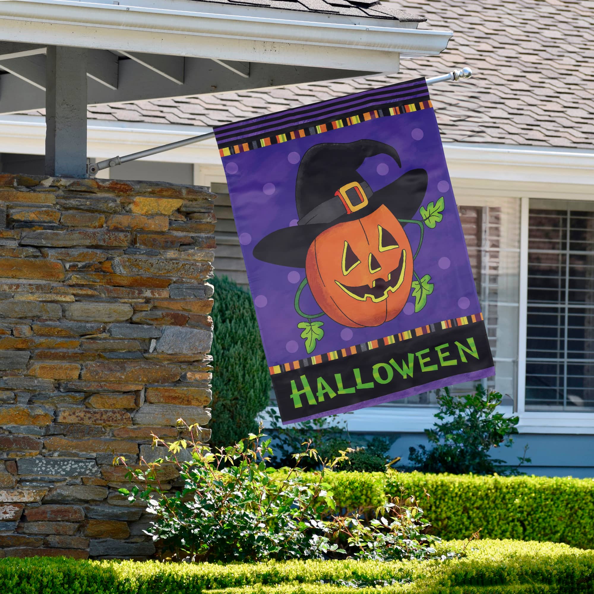 Happy Halloween Pumpkin in a Witch Hat Outdoor Garden Flag, 28" x 40"
