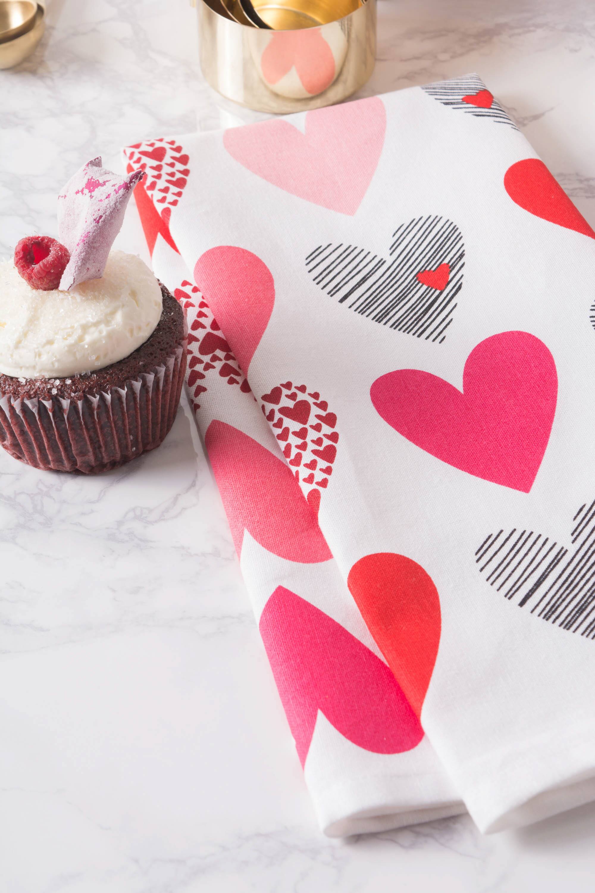 DII&#xAE; Hearts Collage Printed Dishtowels, 2ct.