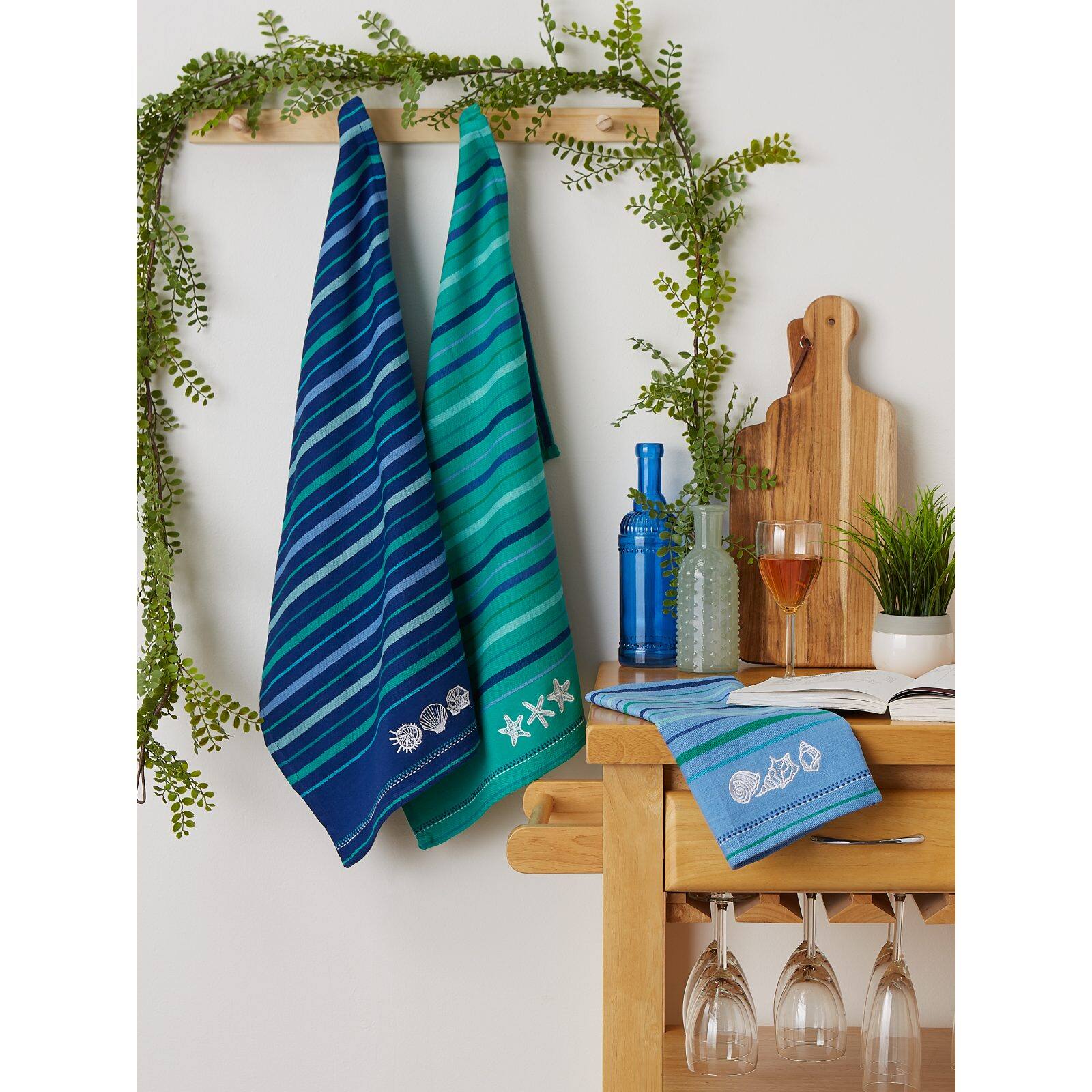 DII® Embroidered Blue Sea Dishtowel Set
