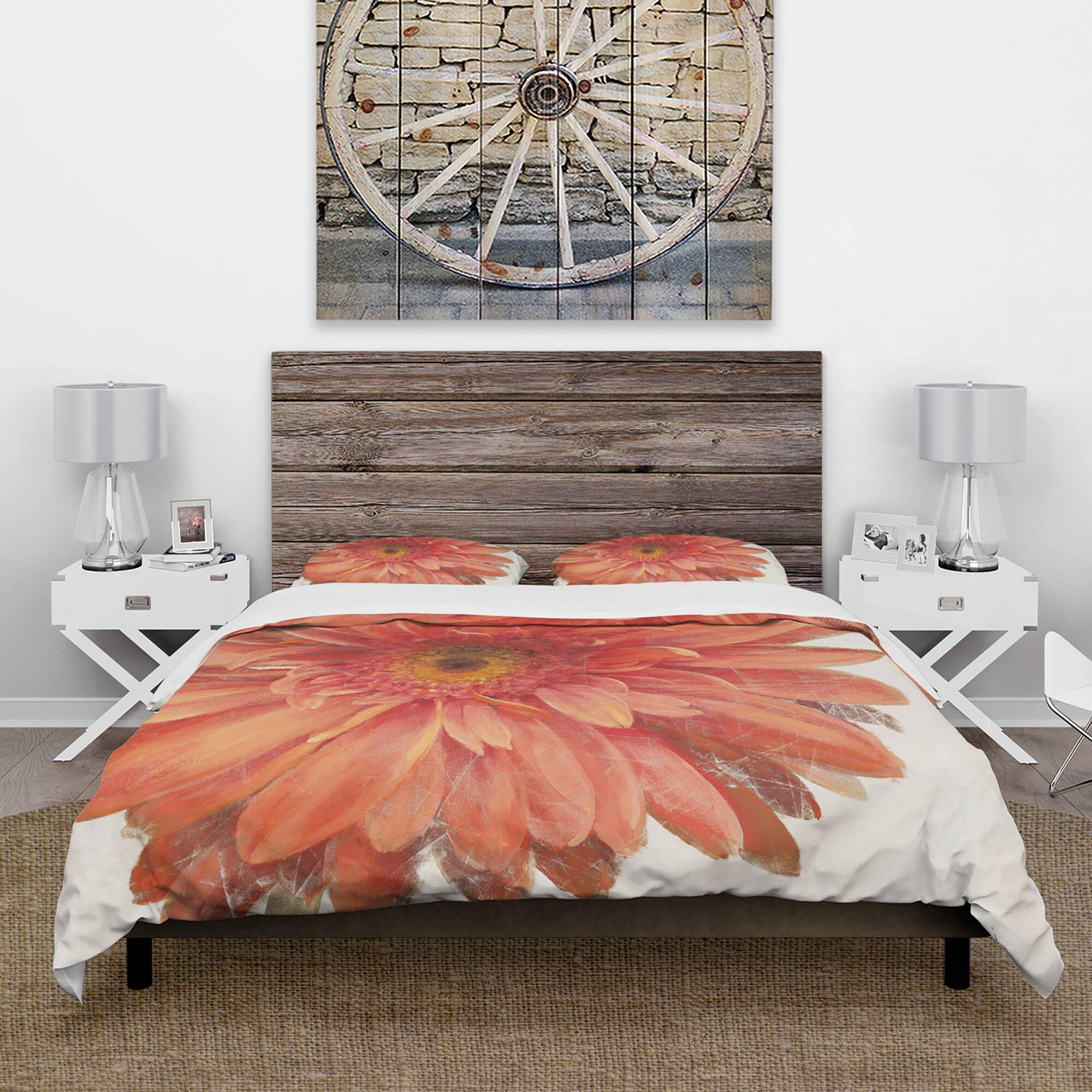 Designart &#x27;Vivid Red Daisy&#x27; Traditional Bedding Set - Duvet Cover &#x26; Shams