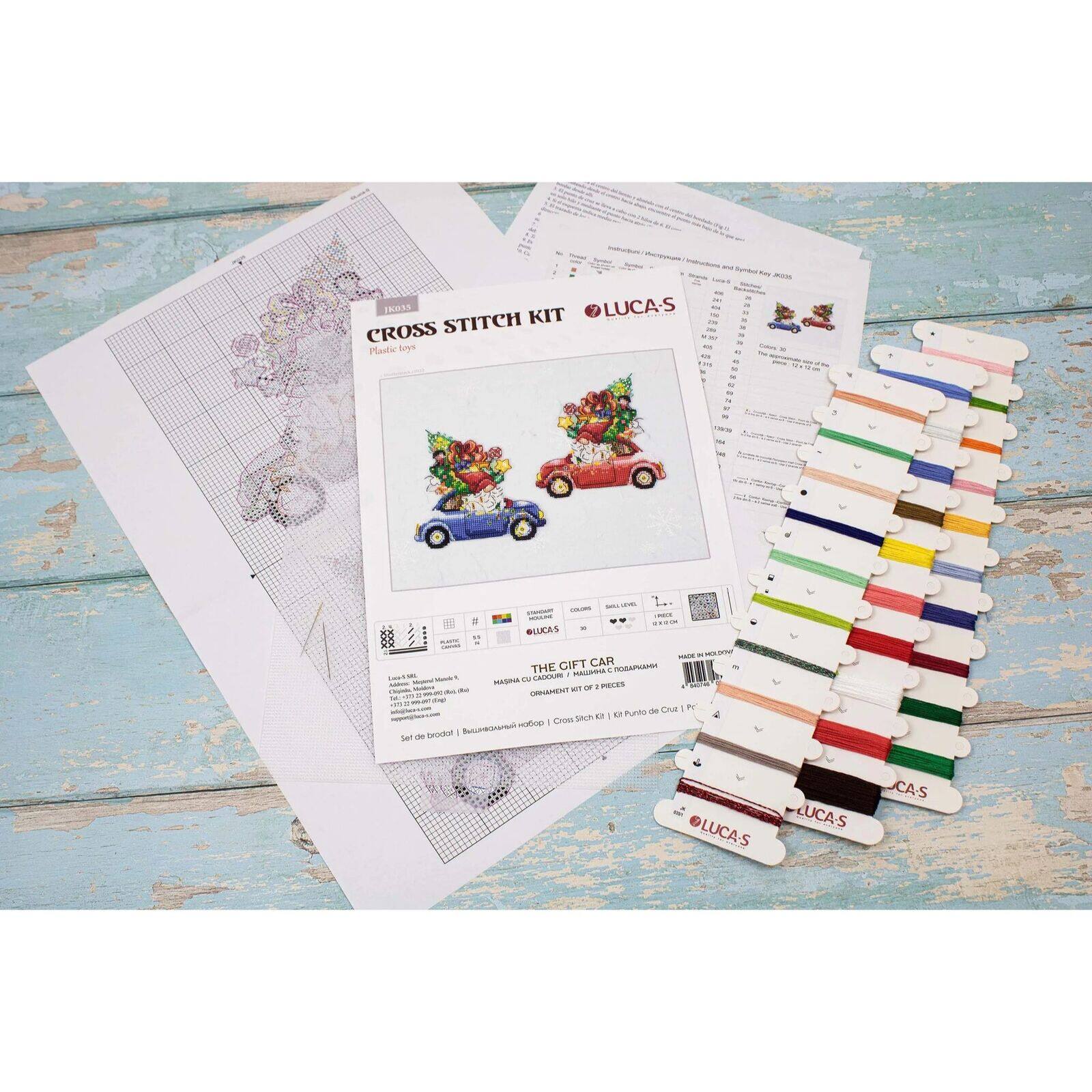 Luca-s The Gift Car Plastic Canvas Counted Cross Stitch Kit