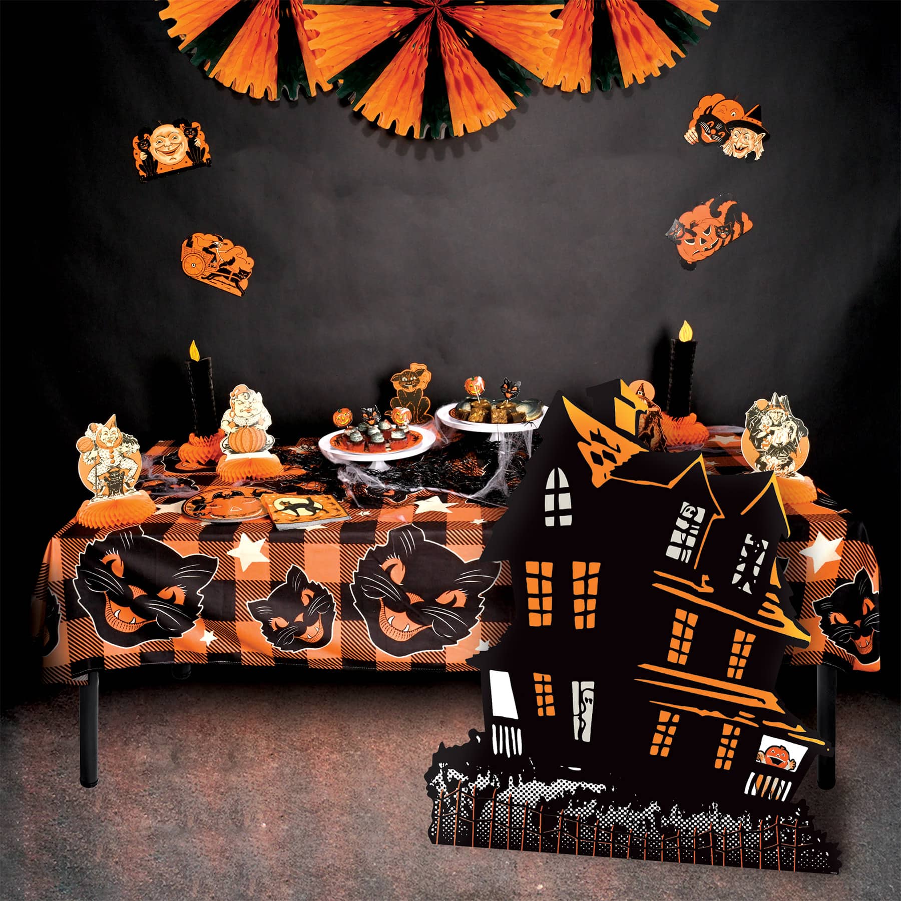 Beistle Vintage Halloween Haunted House Stand-Up Photo Prop