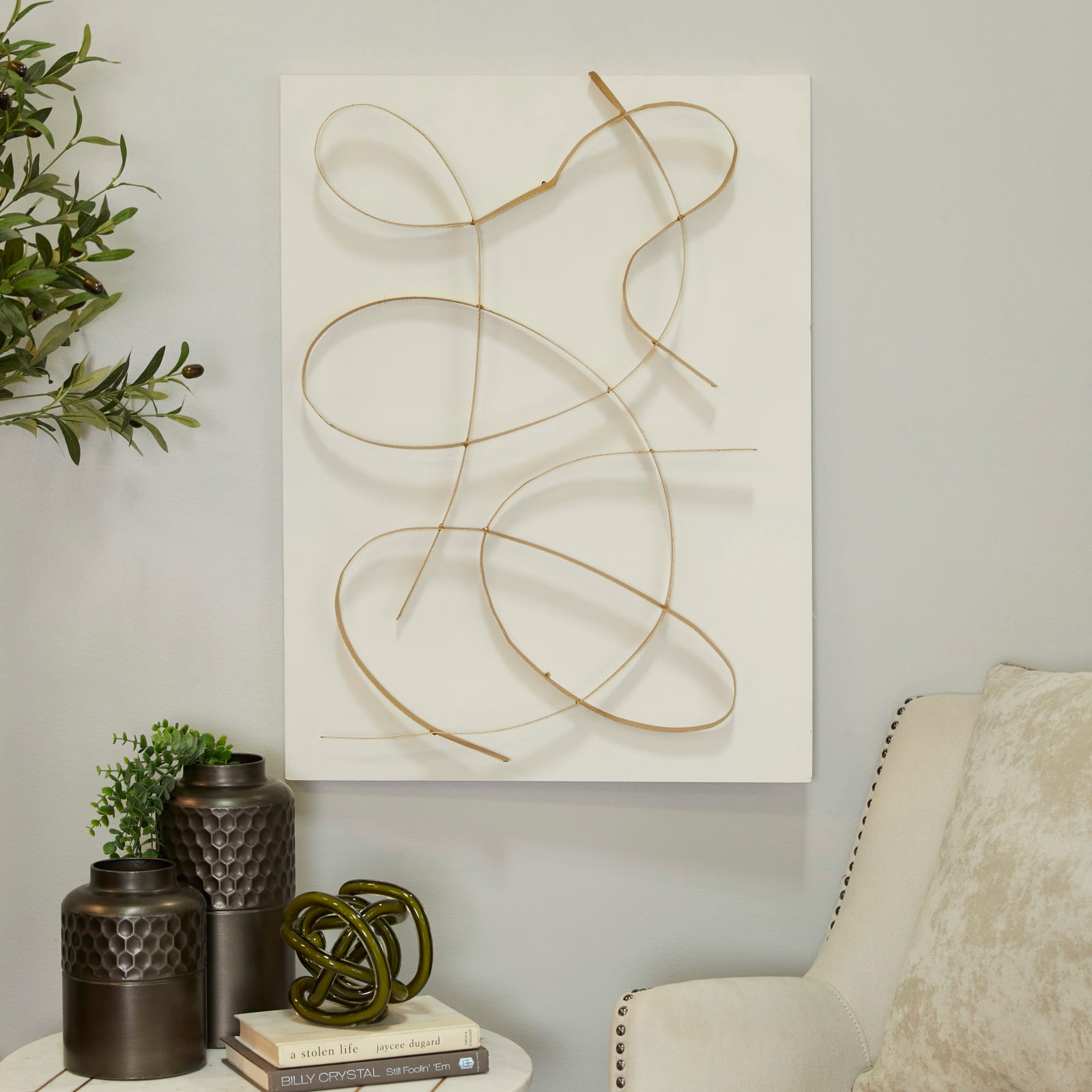 CosmoLiving by Cosmopolitan 32&#x22; Metal Contemporary Wall D&#xE9;cor