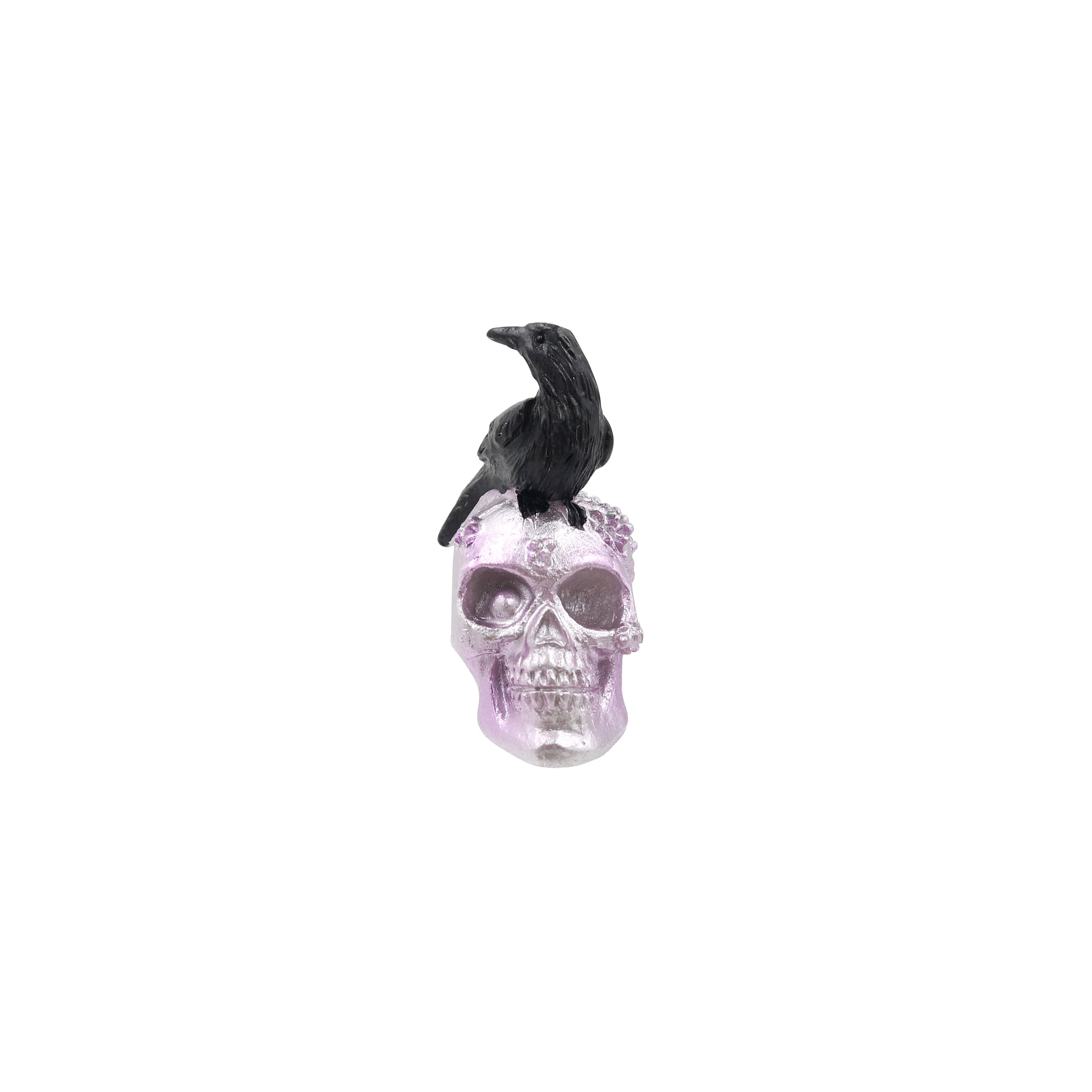 Mini Raven on Skull by Ashland&#xAE;
