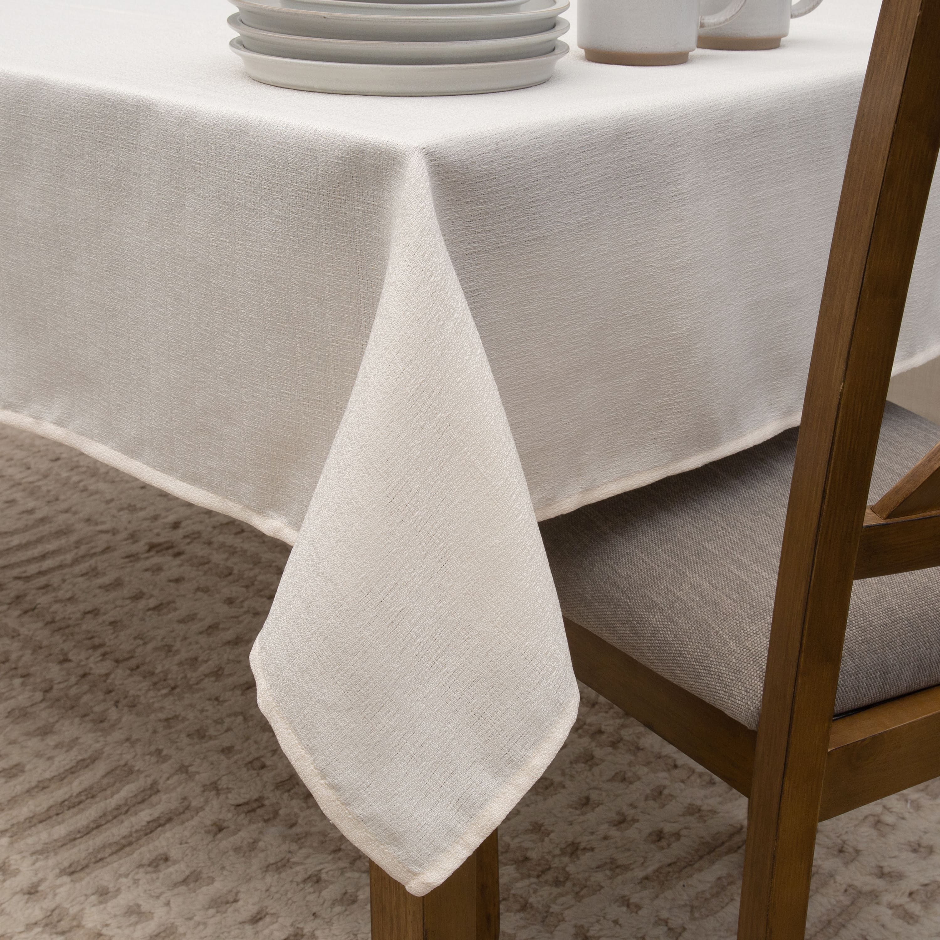 Home Details Chic &#x26; Rustic Tablecloth