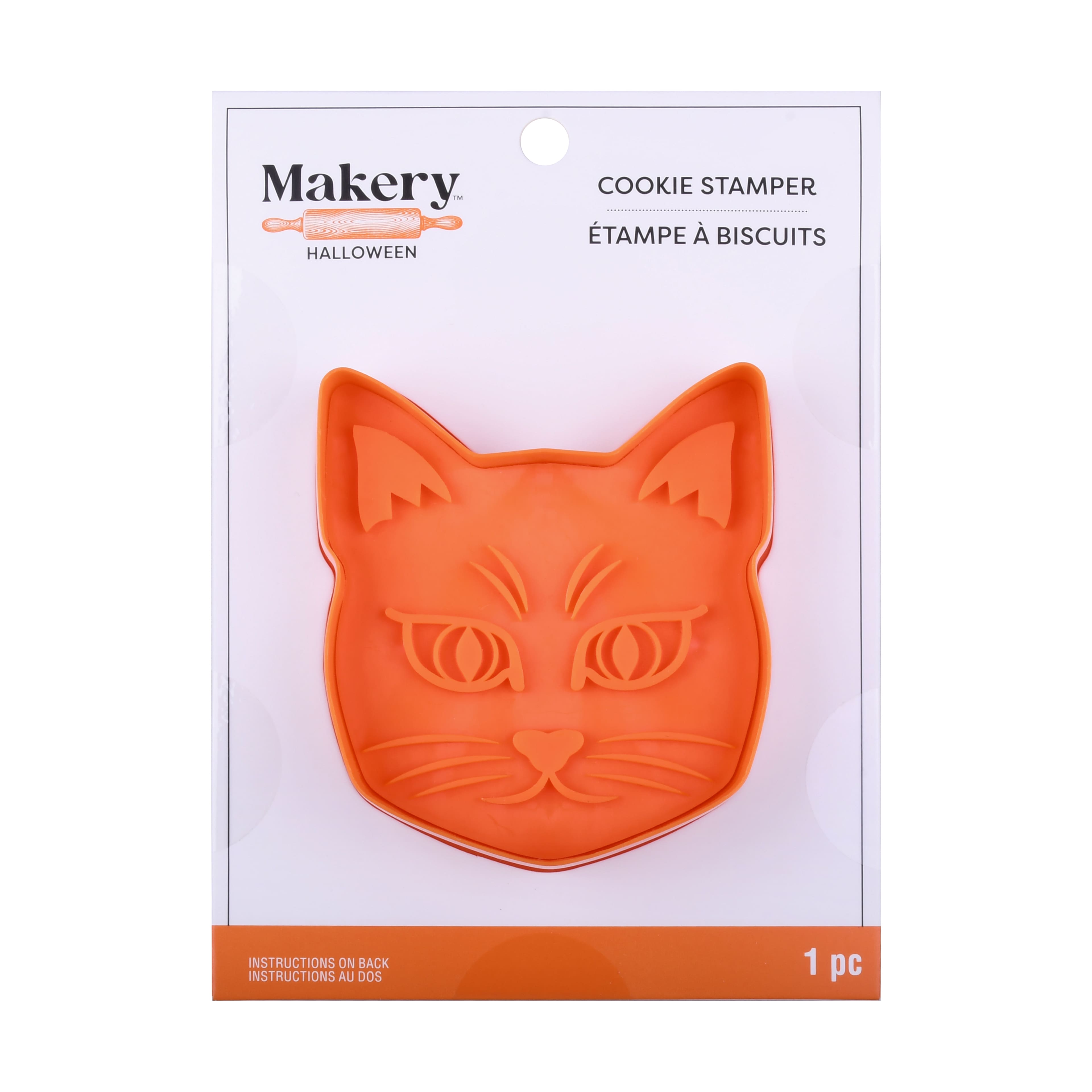 3&#x22; Cat Cookie Stamper by Makery&#x2122;