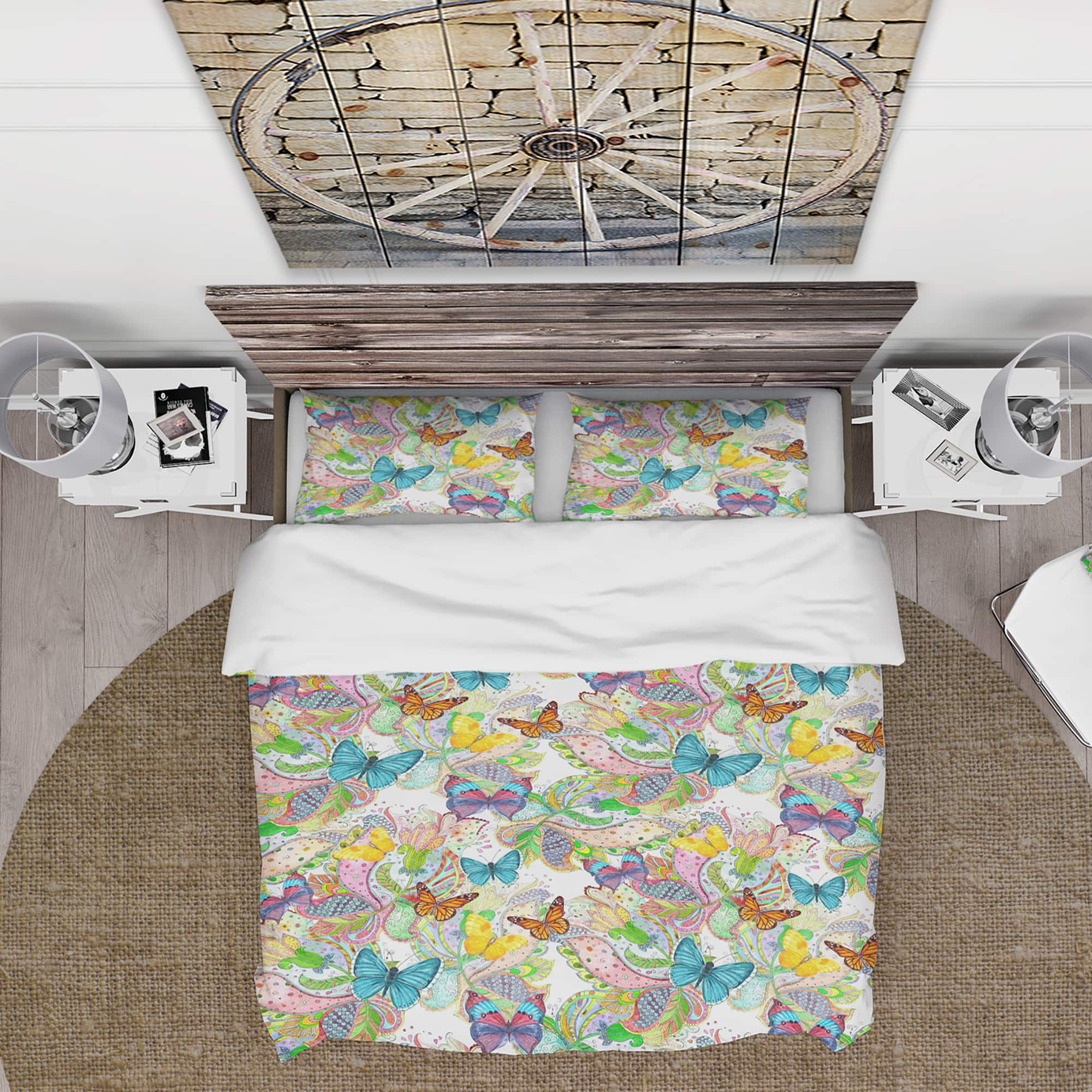 Designart &#x27;Bohemian Colorfull Butterflies with Magic Flora&#x27; Floral Bedding Set - Duvet Cover &#x26; Shams