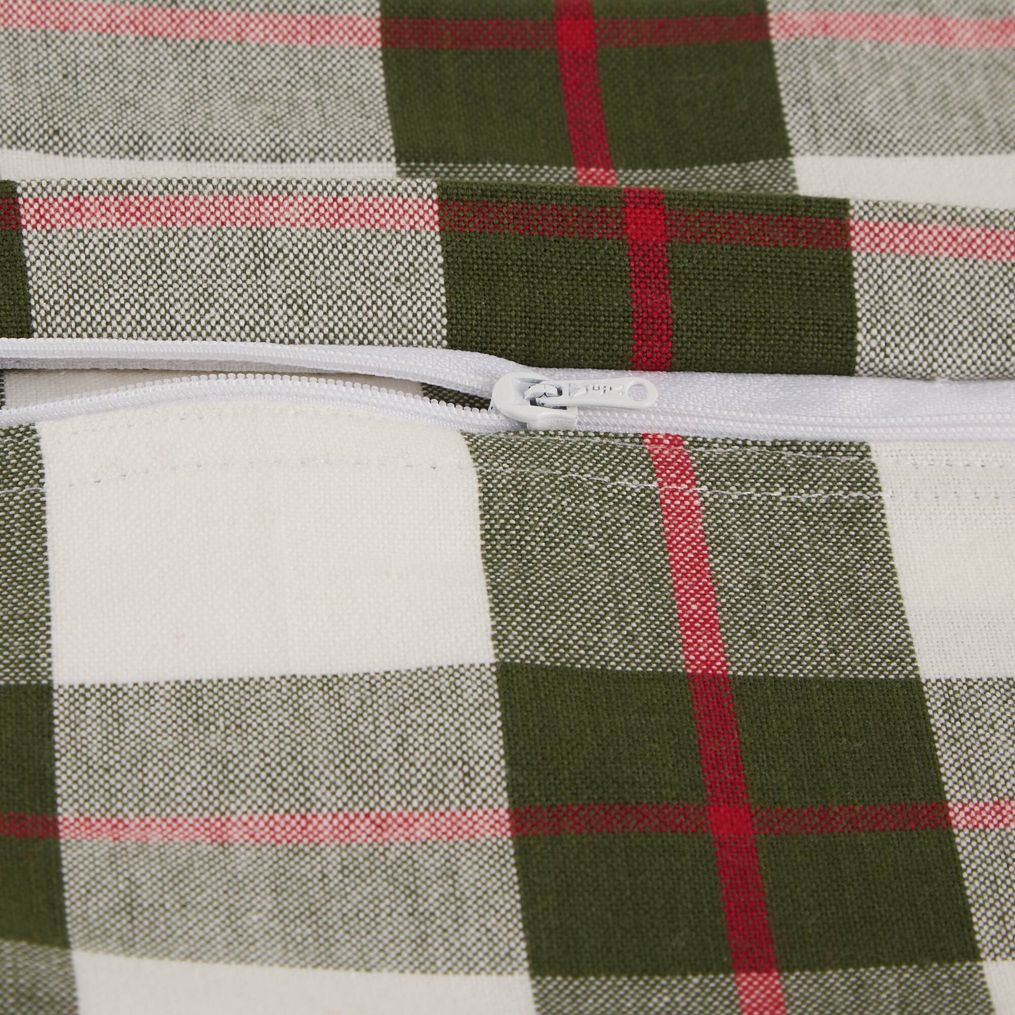 DII® Farmhouse Christmas Plaid Pillow Cover Set