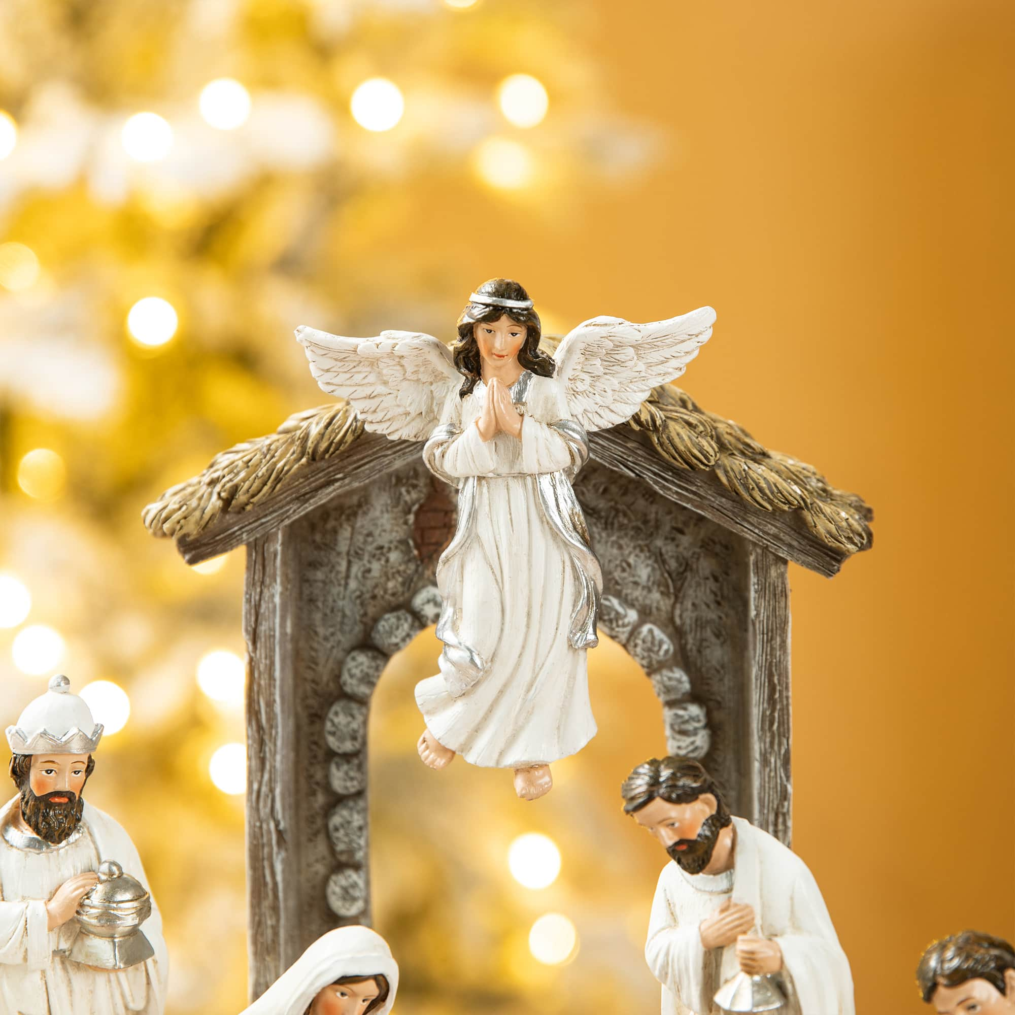 Glitzhome&#xAE; 11 Piece Ivory Nativity Figurine Set