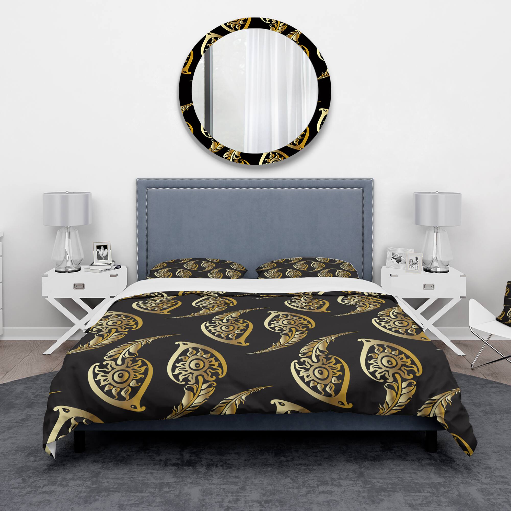 Designart 'Golden Luxury Peacock Feathers' Modern & Contemporary Bedding Set - Duvet Cover & Shams