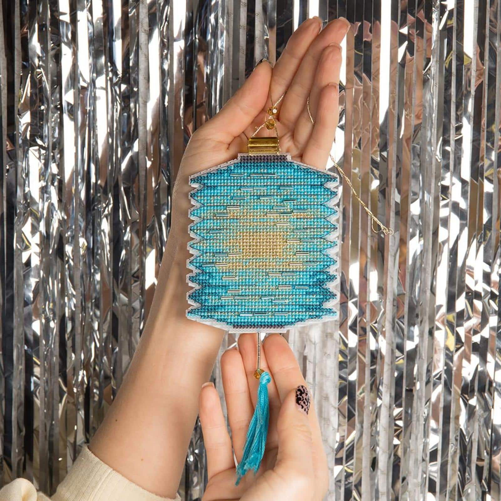 Crystal Art Christmas Tree Toy Plastic Canvas Counted Cross Stitch Kit Set Of Pictures Colorful Lanterns