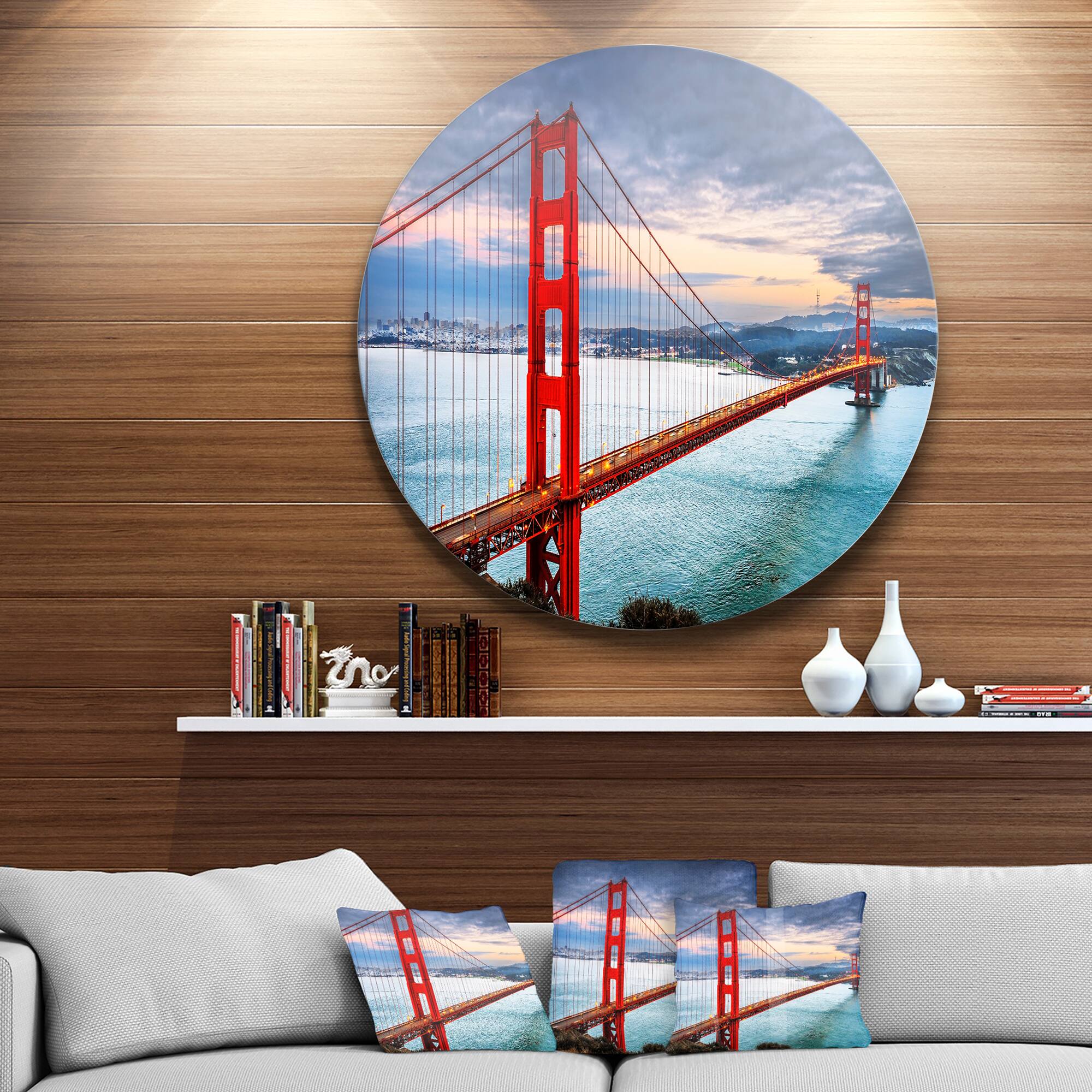 Designart - Golden Gate under Cloudy Sky' Ultra Glossy Sea Bridge Metal Circle Wall Art