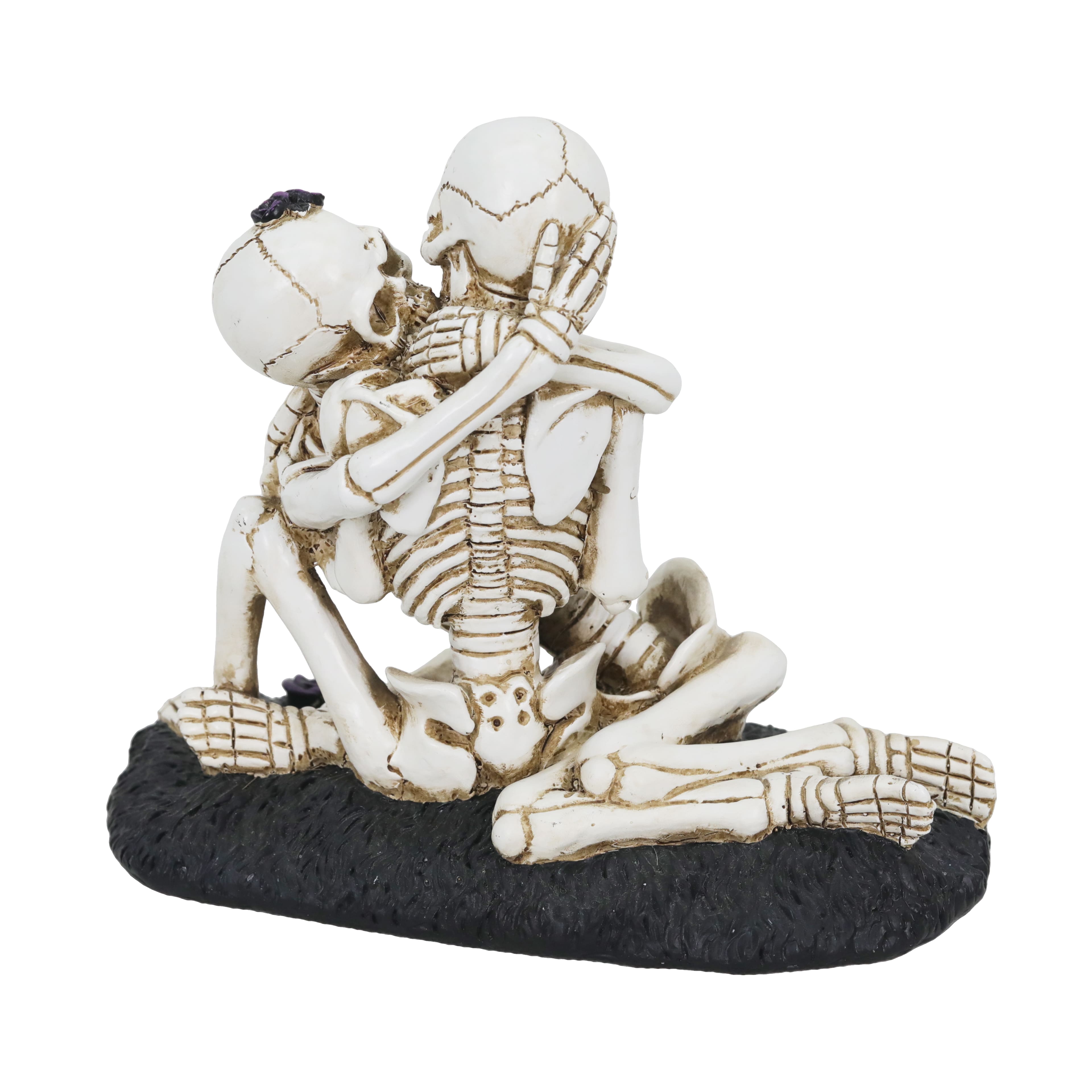 7" Kissing Skeleton Couple Tabletop Décor by Ashland®