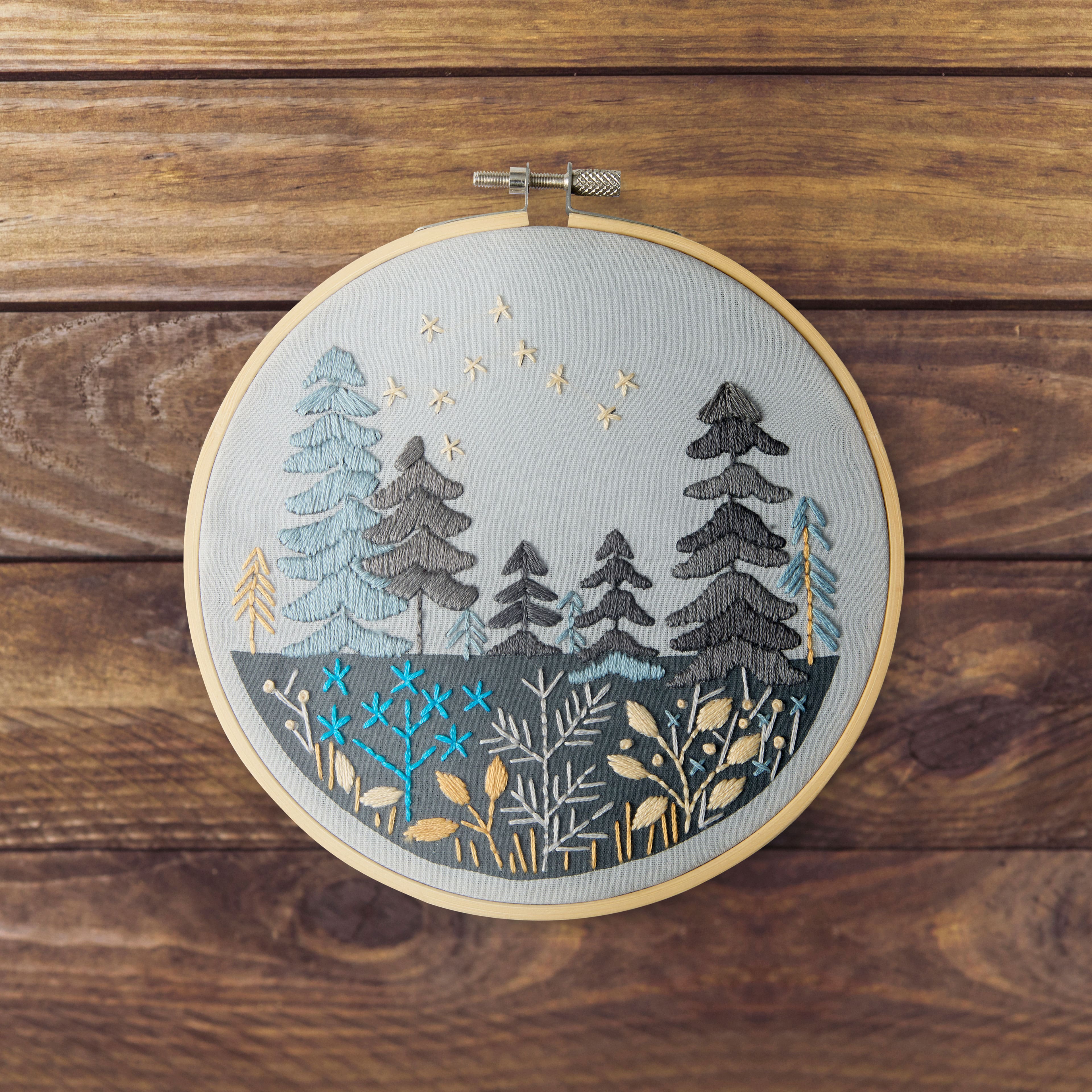6&#x22; Night Trees Stamped Design Embroidery Kit with Hoop by Loops &#x26; Threads&#xAE;