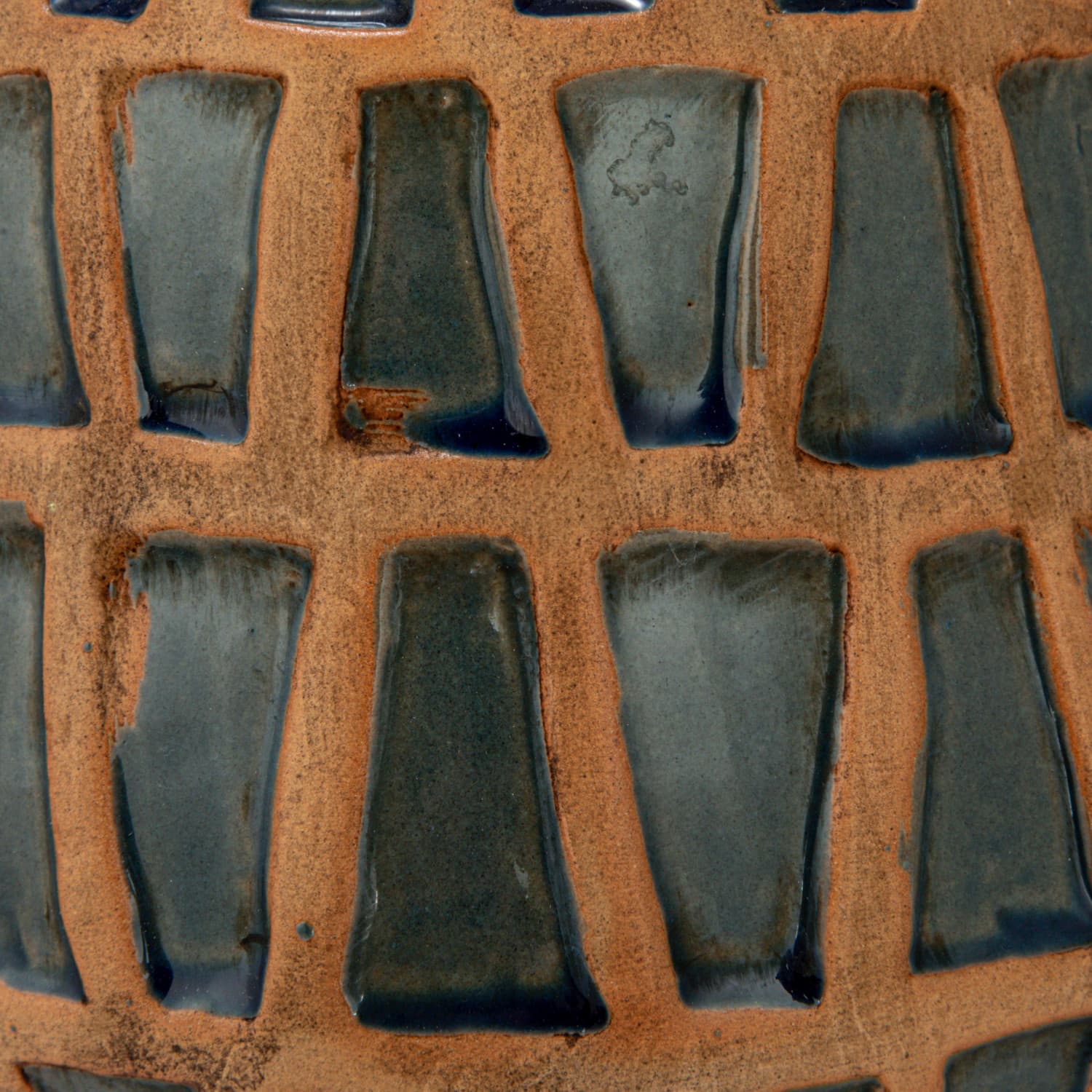 7.75&#x22; Natural &#x26; Blue Debossed Terra Cotta Vase