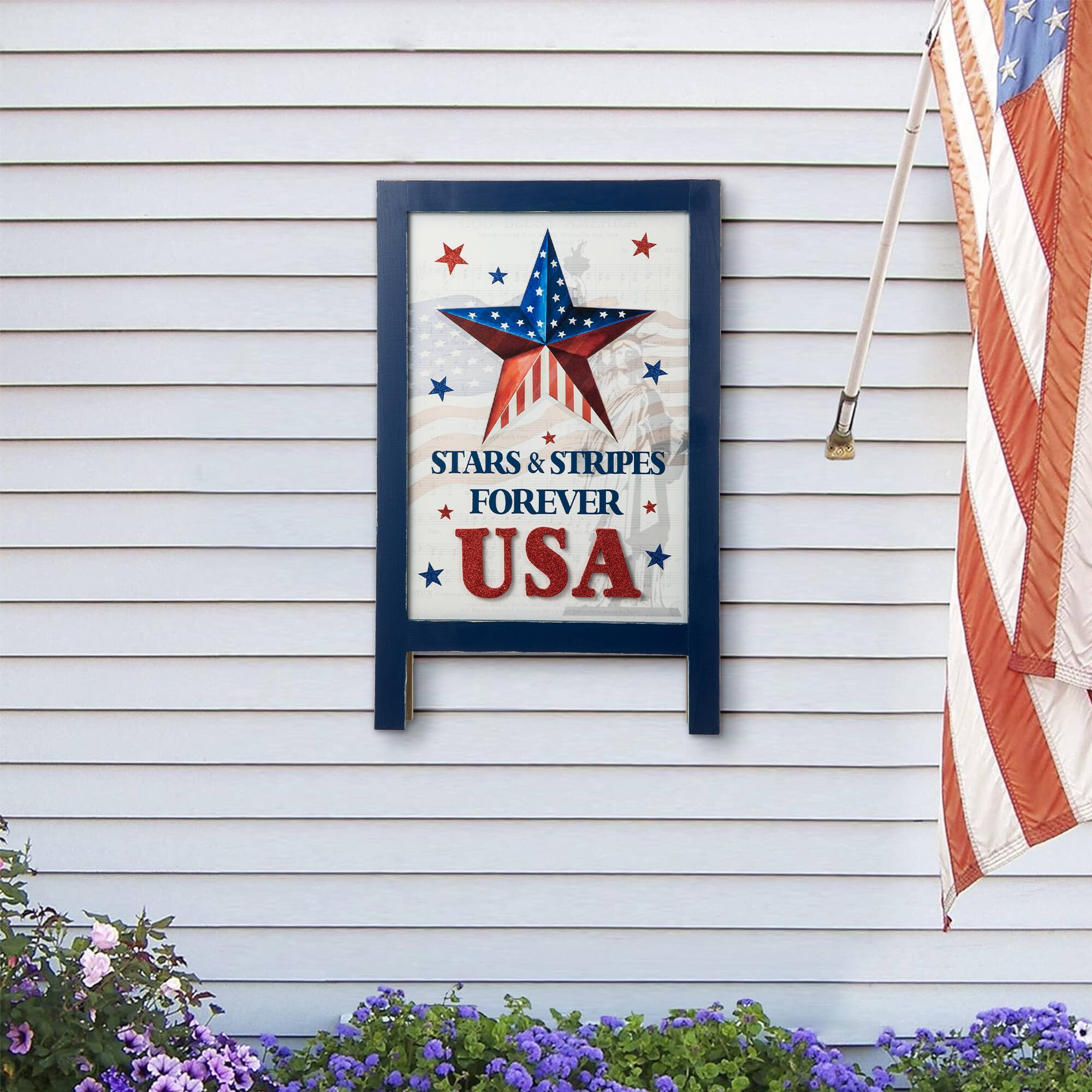 Glitzhome&#xAE; 24&#x22; Patriotic Stars &#x26; Stripes Easel Porch D&#xE9;cor