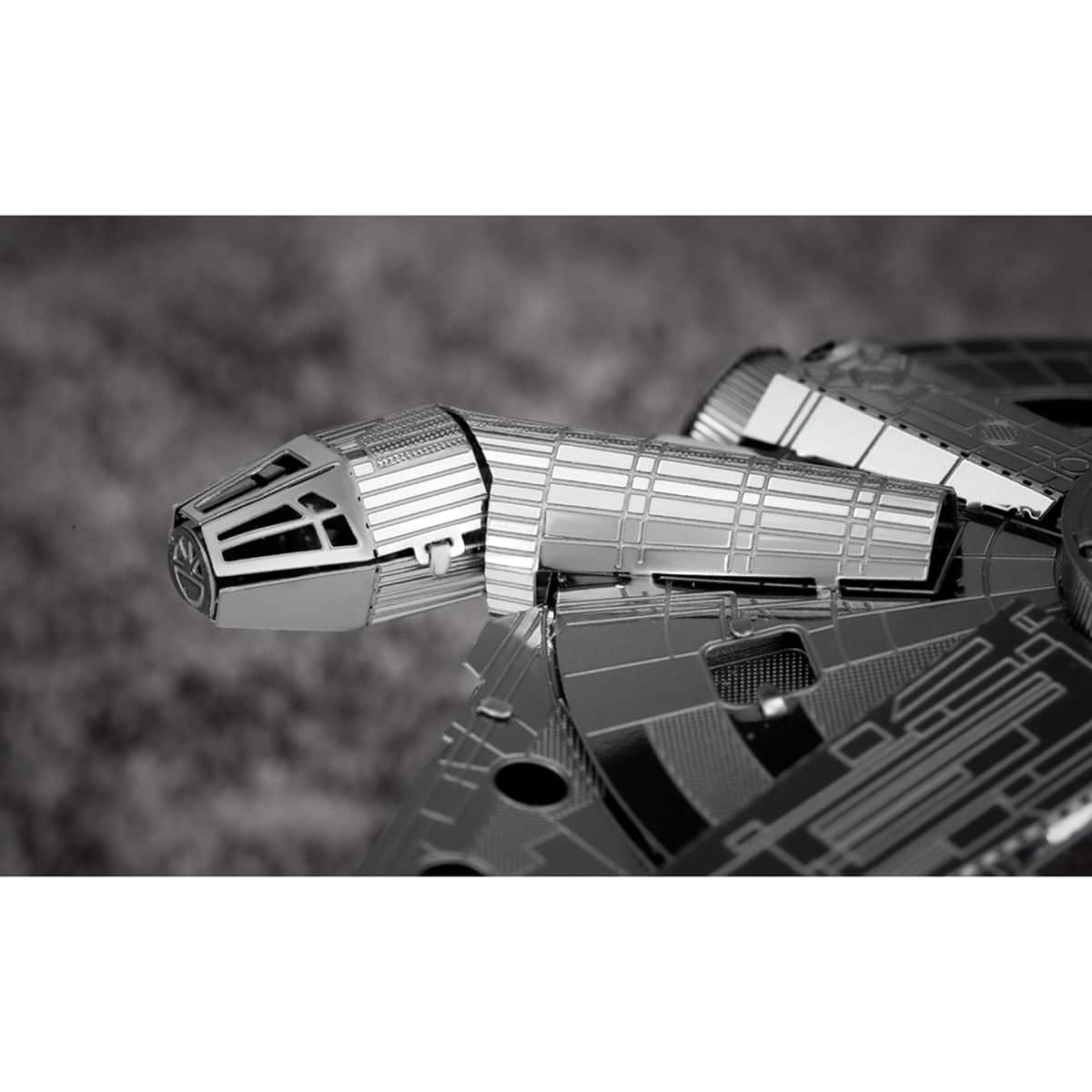 Metal Earth&#xAE; Star Wars&#x2122; Millennium Falcon&#x2122; Steel Model Kit