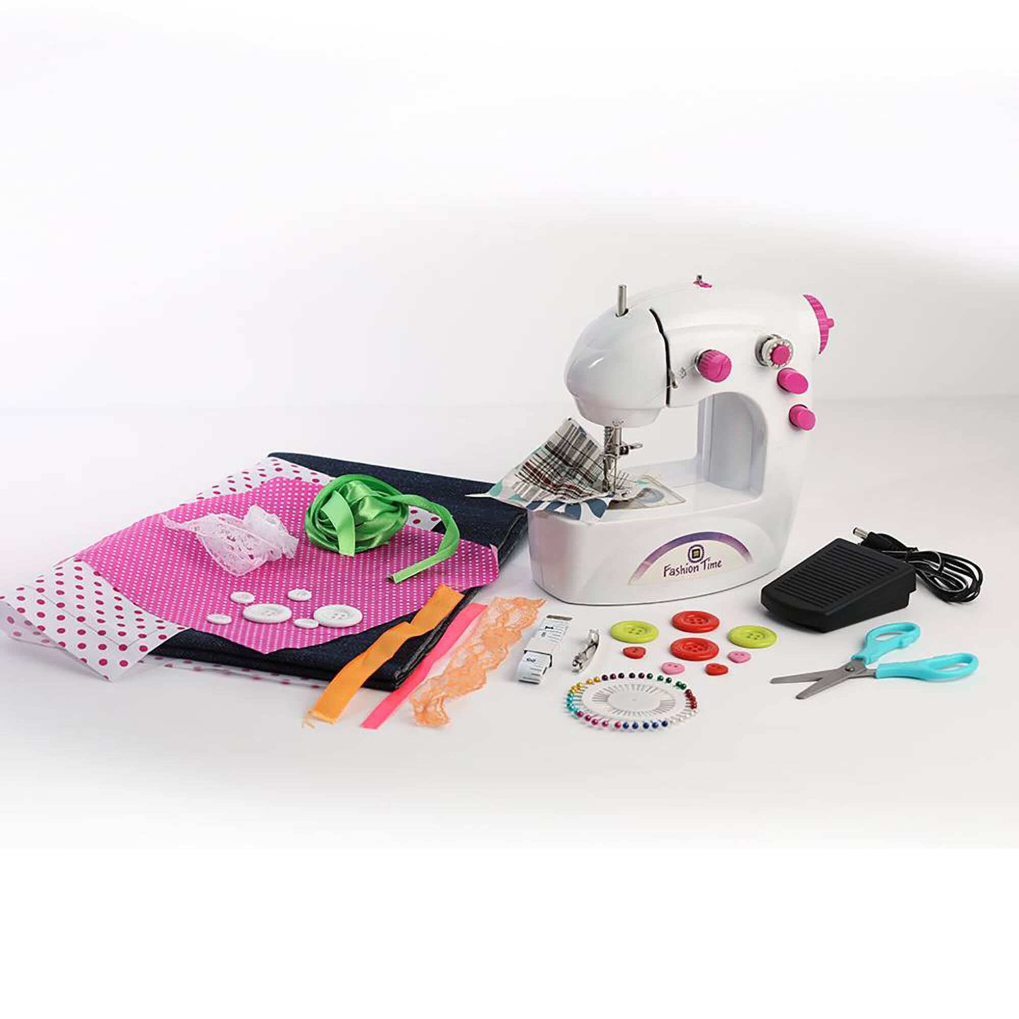 Amav Toys The Little Seamstress Sewing Machine