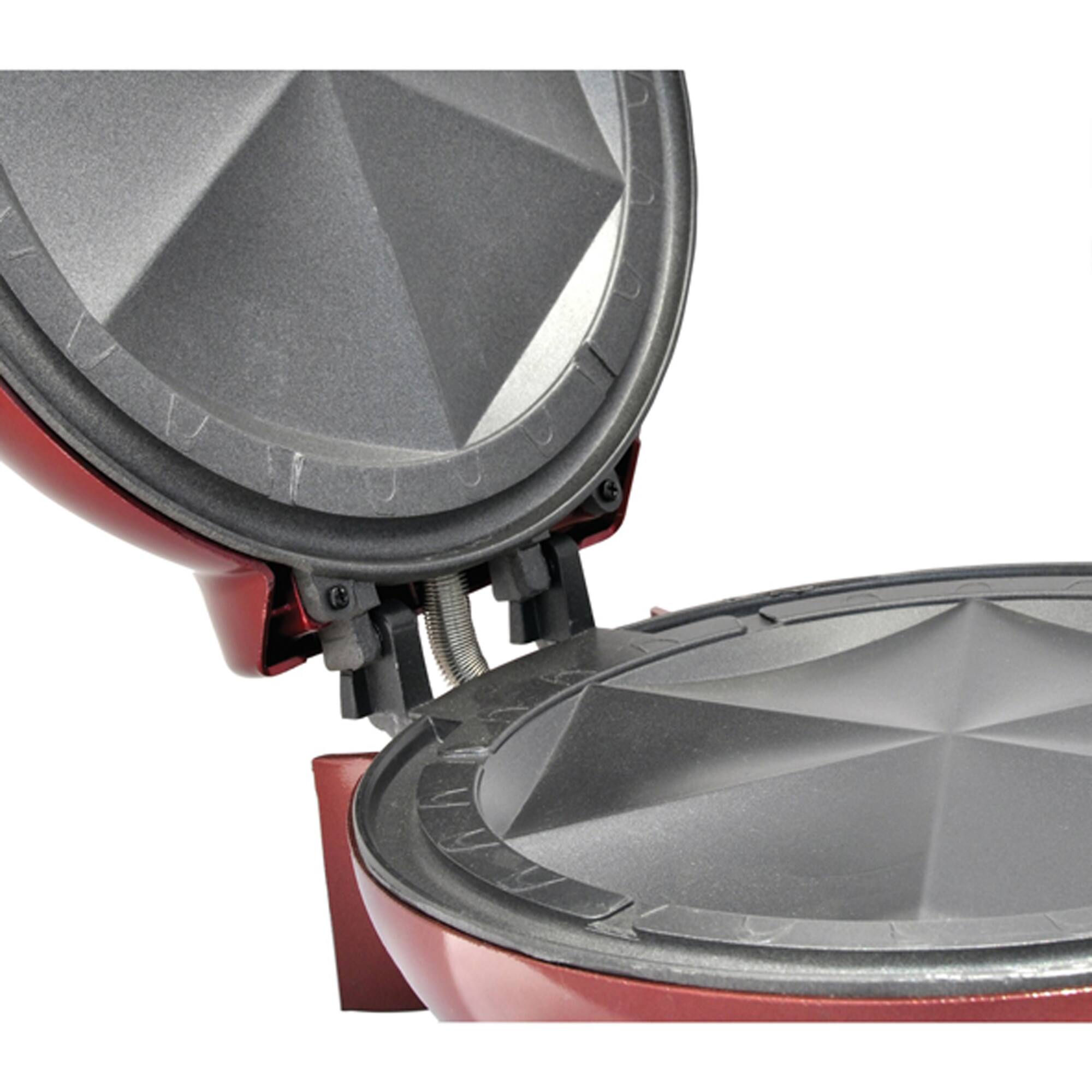 Brentwood 8" Red Nonstick Quesadilla Maker