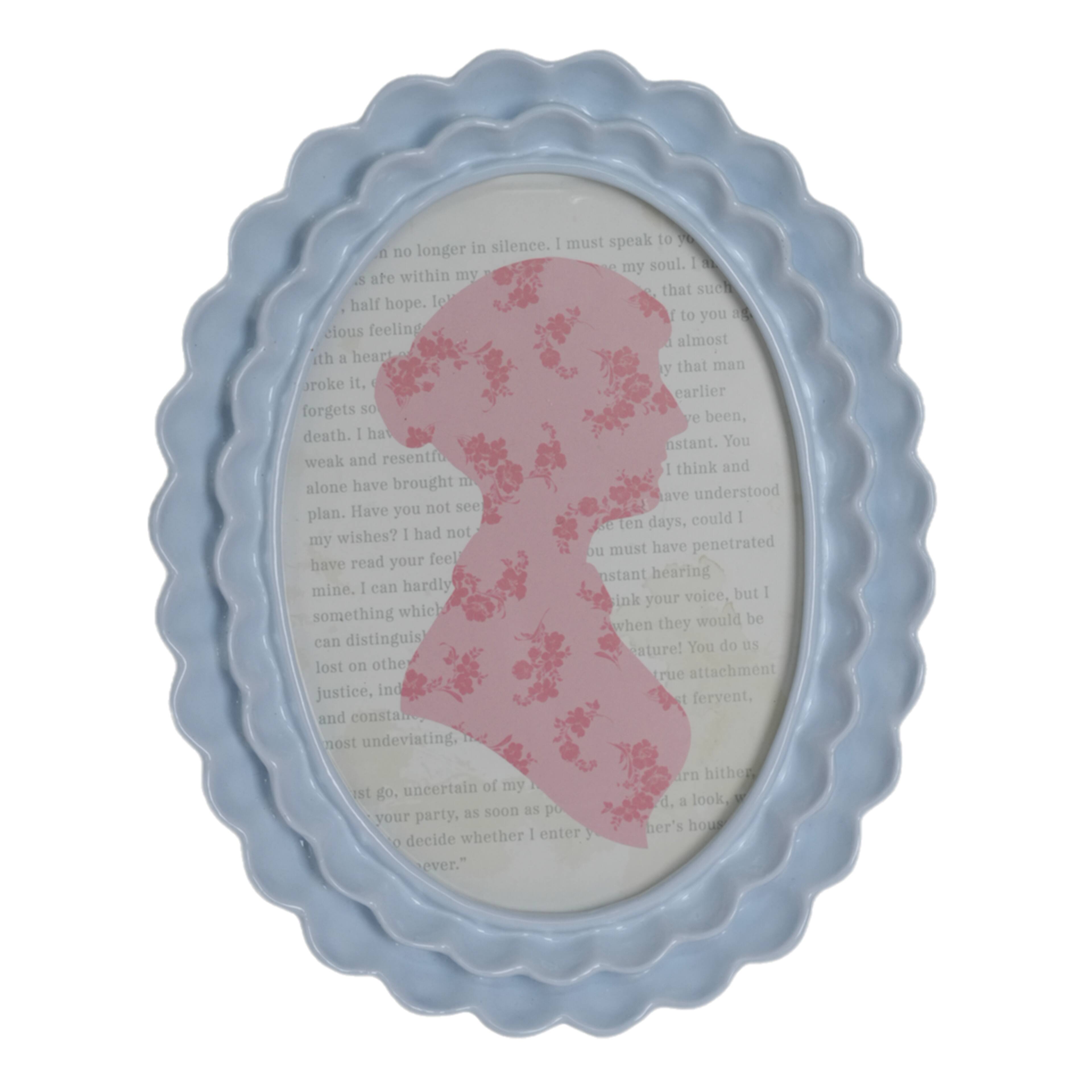 Just Jane 5" x 7" Layered Wave Oval Frame by Studio Décor®