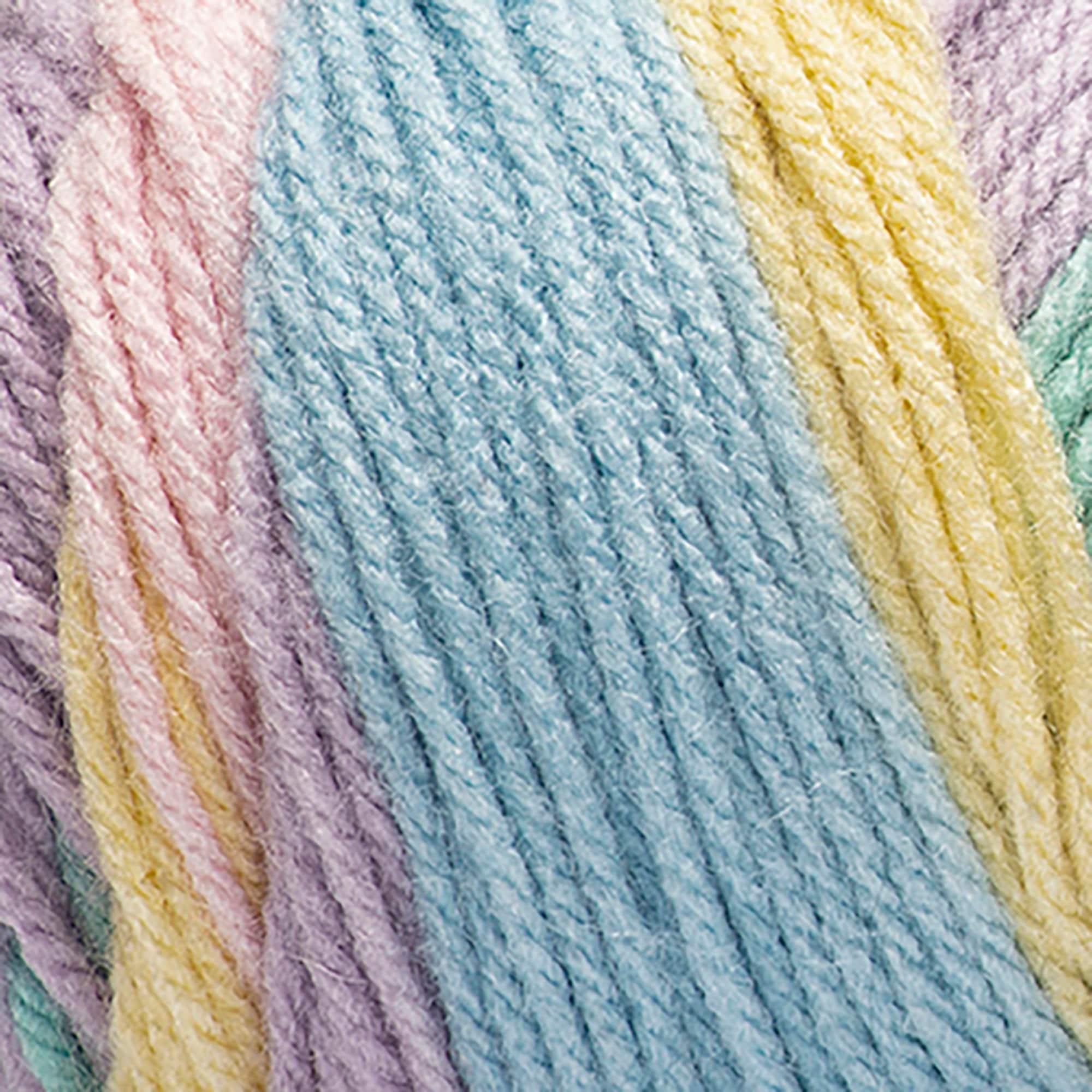 Red Heart&#xAE; Super Saver&#xAE; Prints, Multis &#x26; Flecks Yarn
