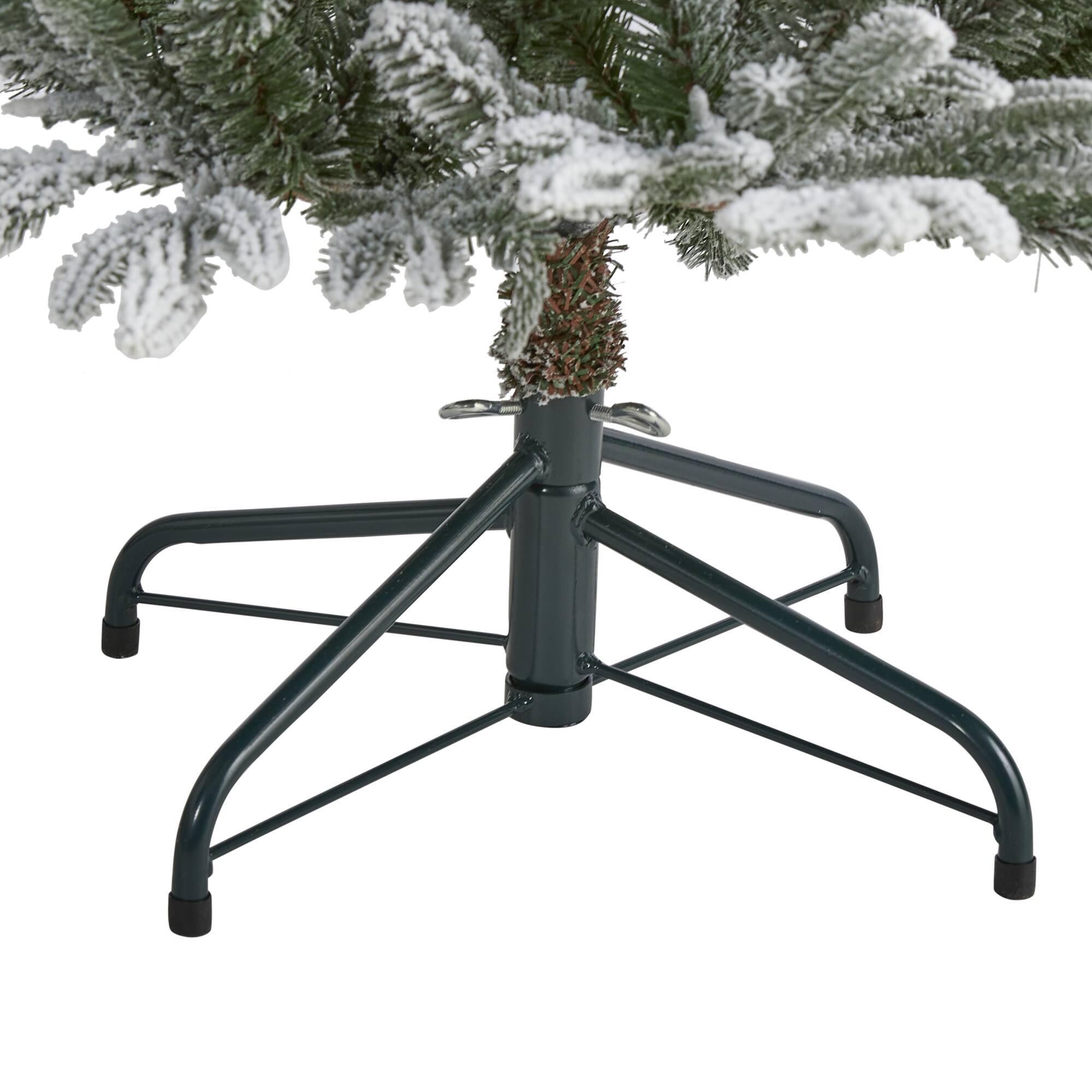 4.5ft. Pre-Lit Manchester Spruce Artificial Christmas Tree, Clear LED Lights