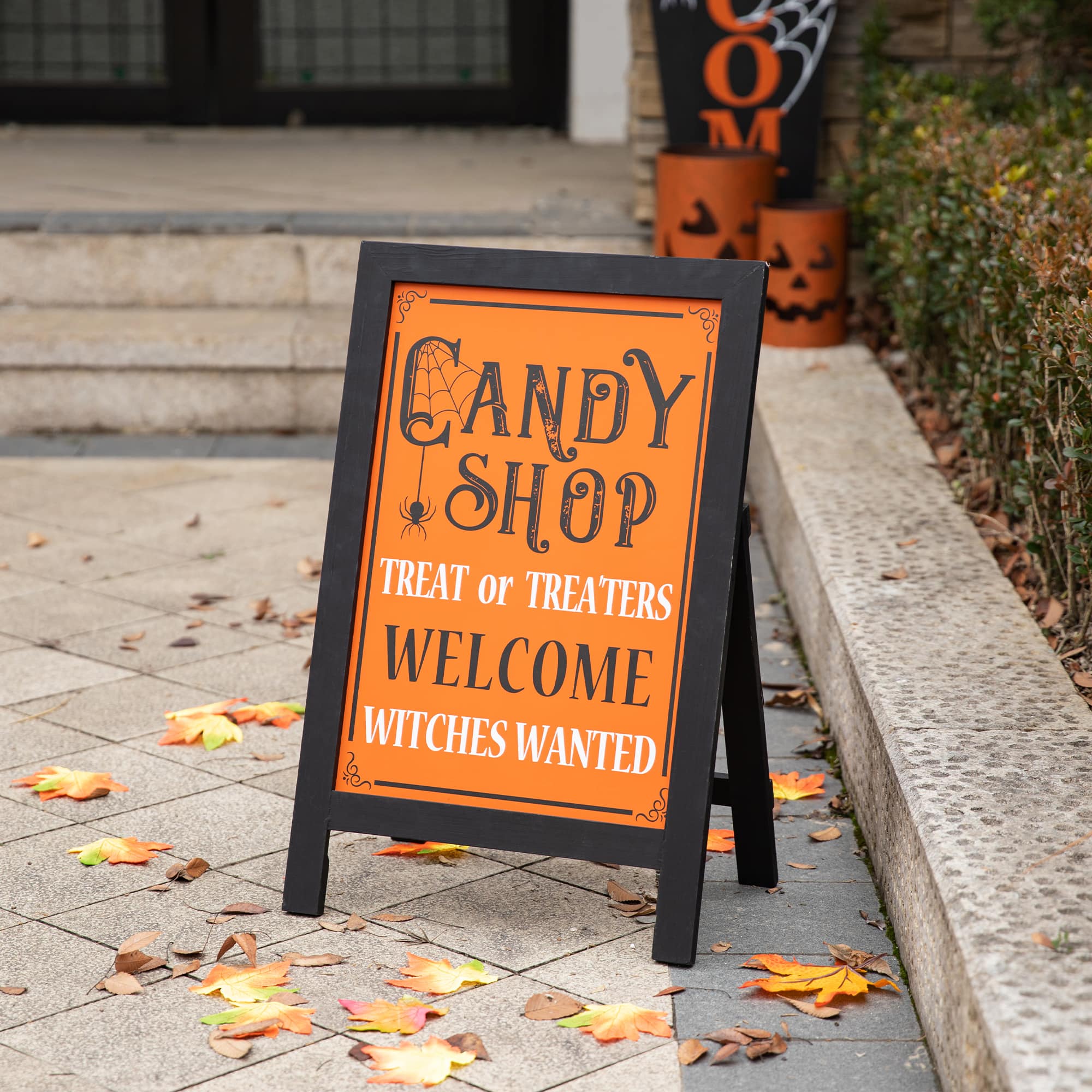 Glitzhome&#xAE; 24&#x22; Halloween Wooden &#x22;Candy Shop&#x22; Standing Or Hanging Easel Sign