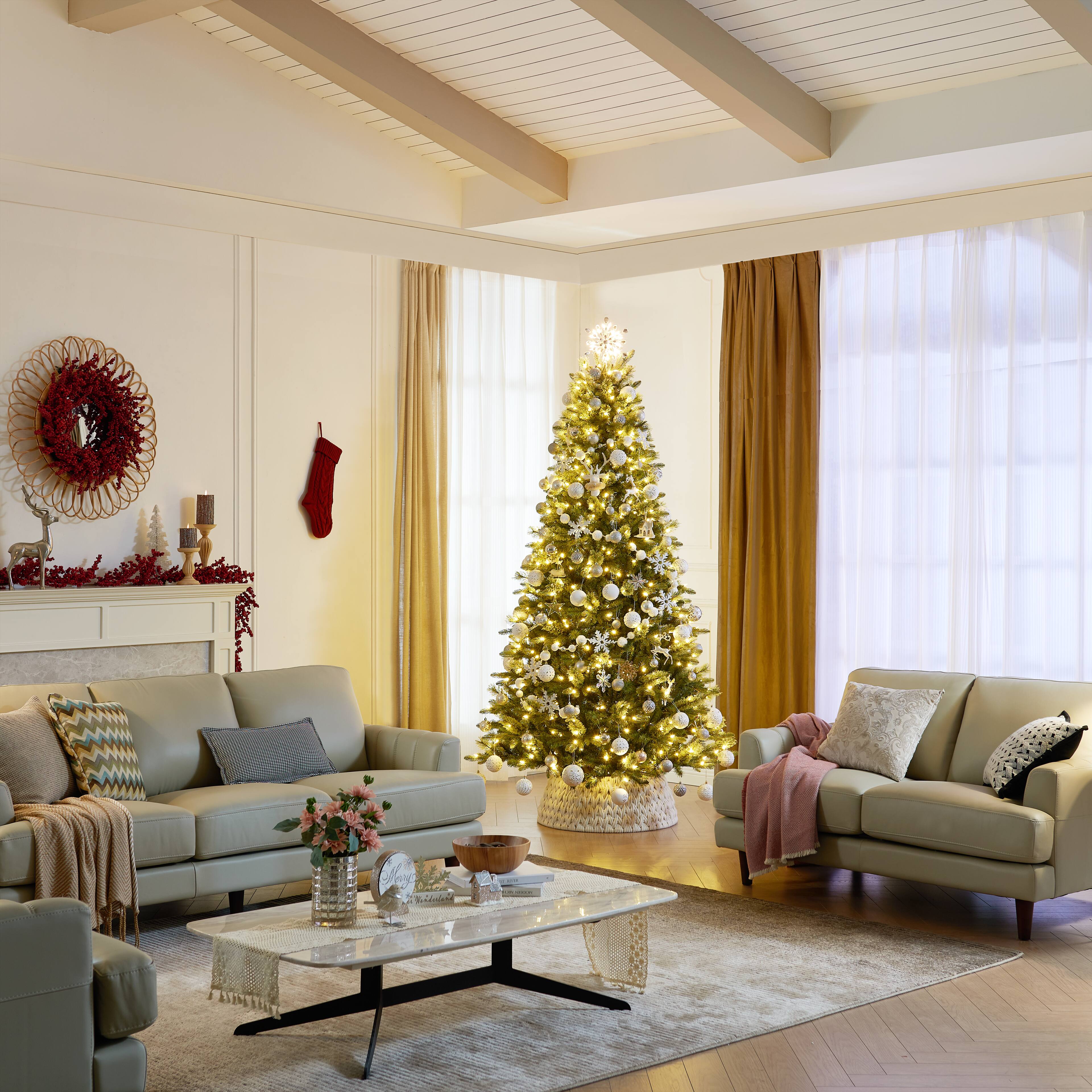 Arbre de No&#xEB;l &#xE9;pinette Jackson effil&#xE9; artificiel pr&#xE9;allum&#xE9; de 2,2&#xA0;m avec lumi&#xE8;res &#xE0; DEL blanc chaud d&#x27;Ashland