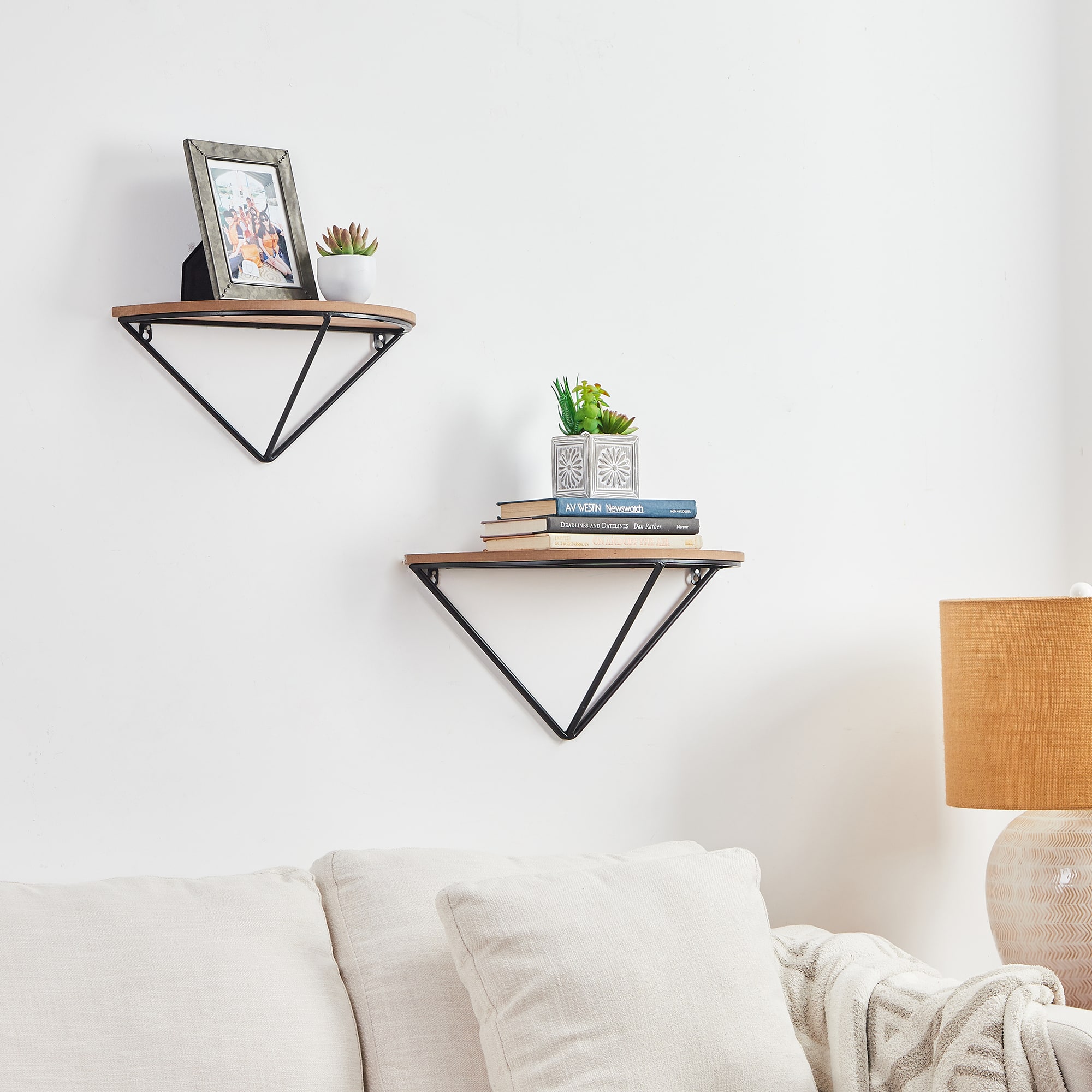 Glitzhome® Farmhouse Metal & Wooden Triangle Floating Shelf Set