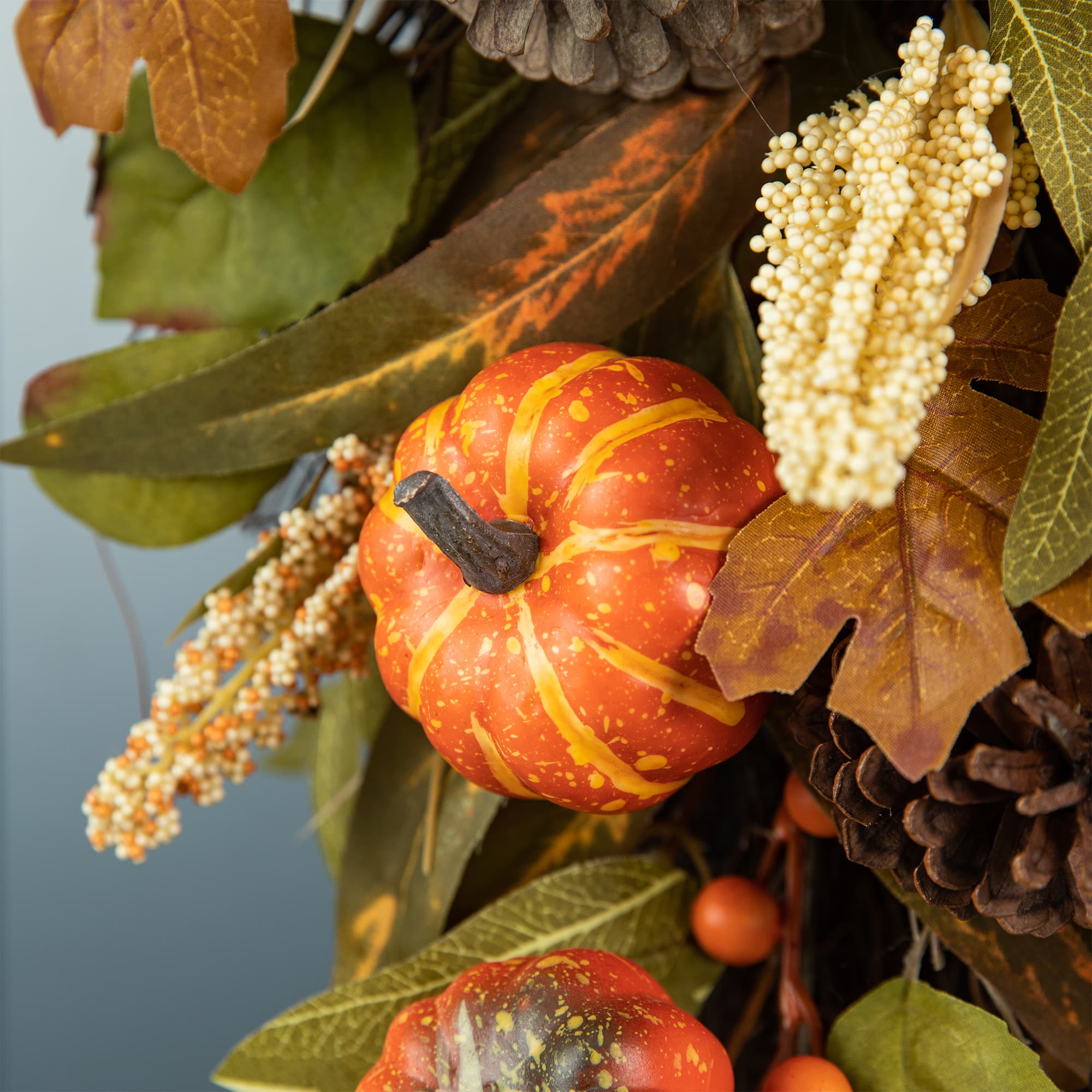 Glitzhome&#xAE; 27&#x22; Fall Pumpkin Leaf Swag