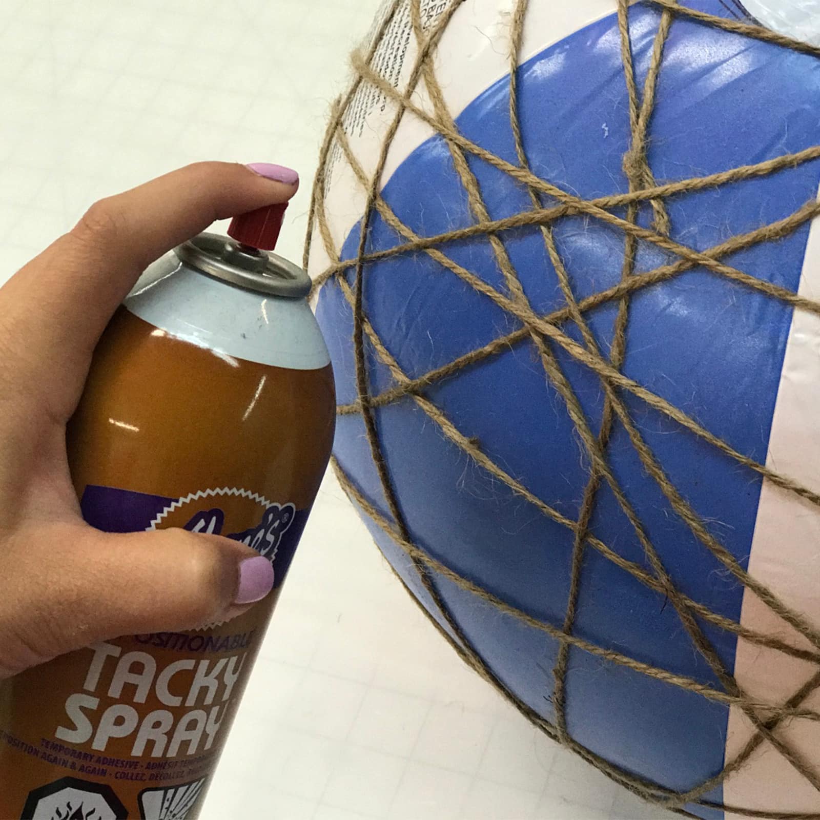 Aleene's® Tacky Spray®