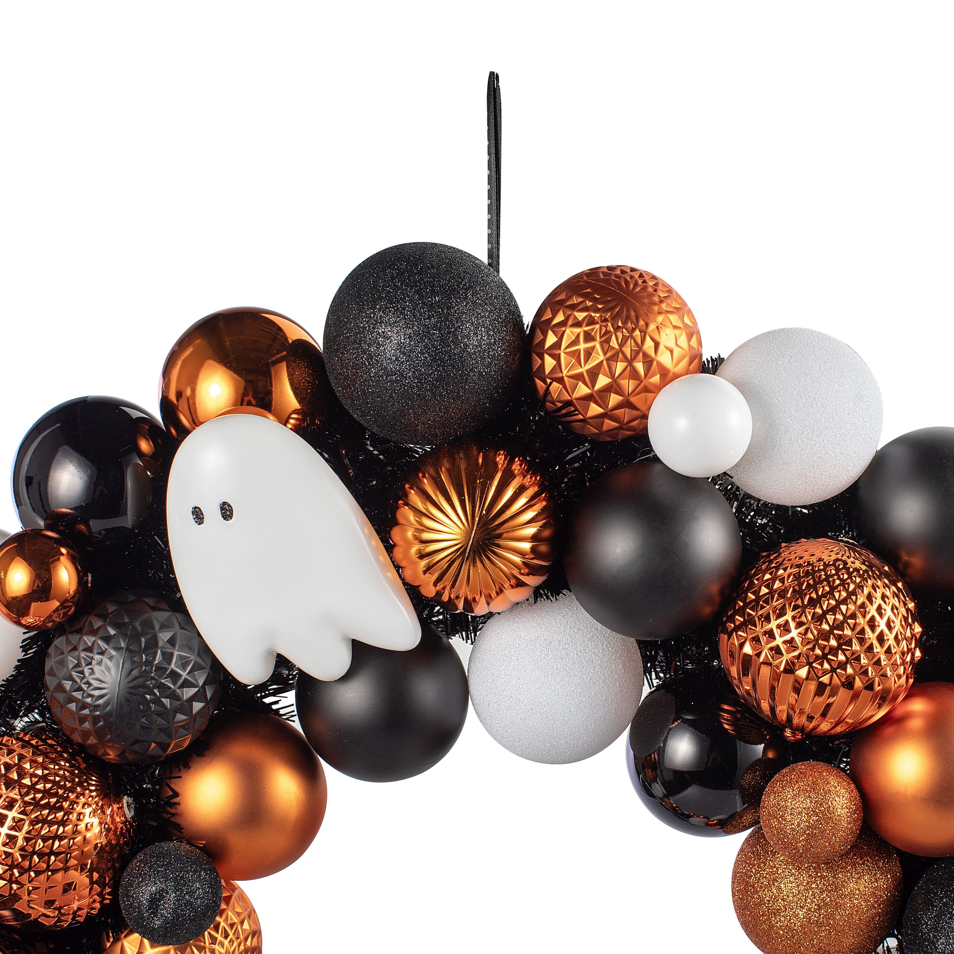 23.5&#x22; Orange, Black &#x26; White Ghost &#x26; Ornament Wreath by Ashland&#xAE;