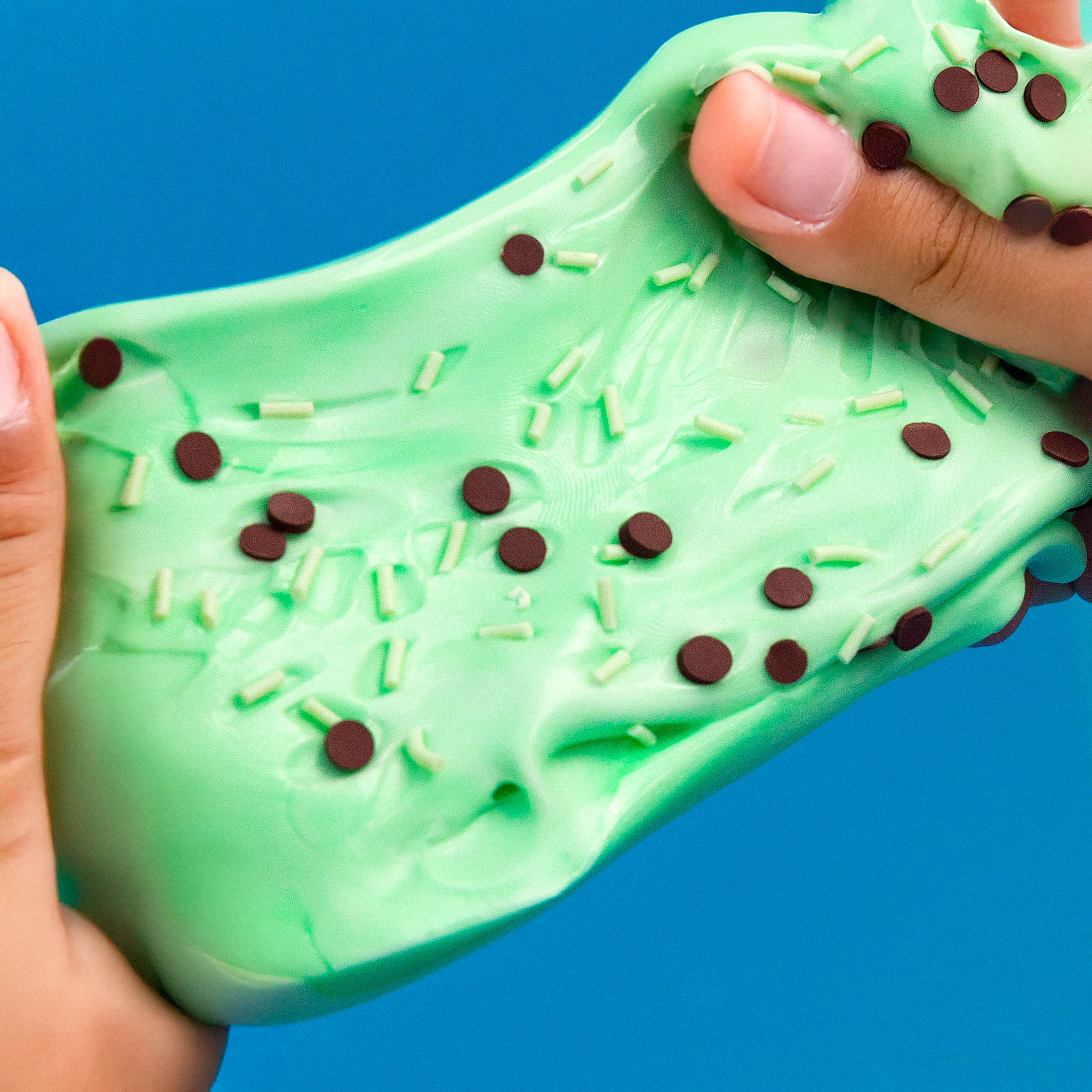 Play-Doh Green &#x26; White Mint Chocolate Chip Scented Butter Compound