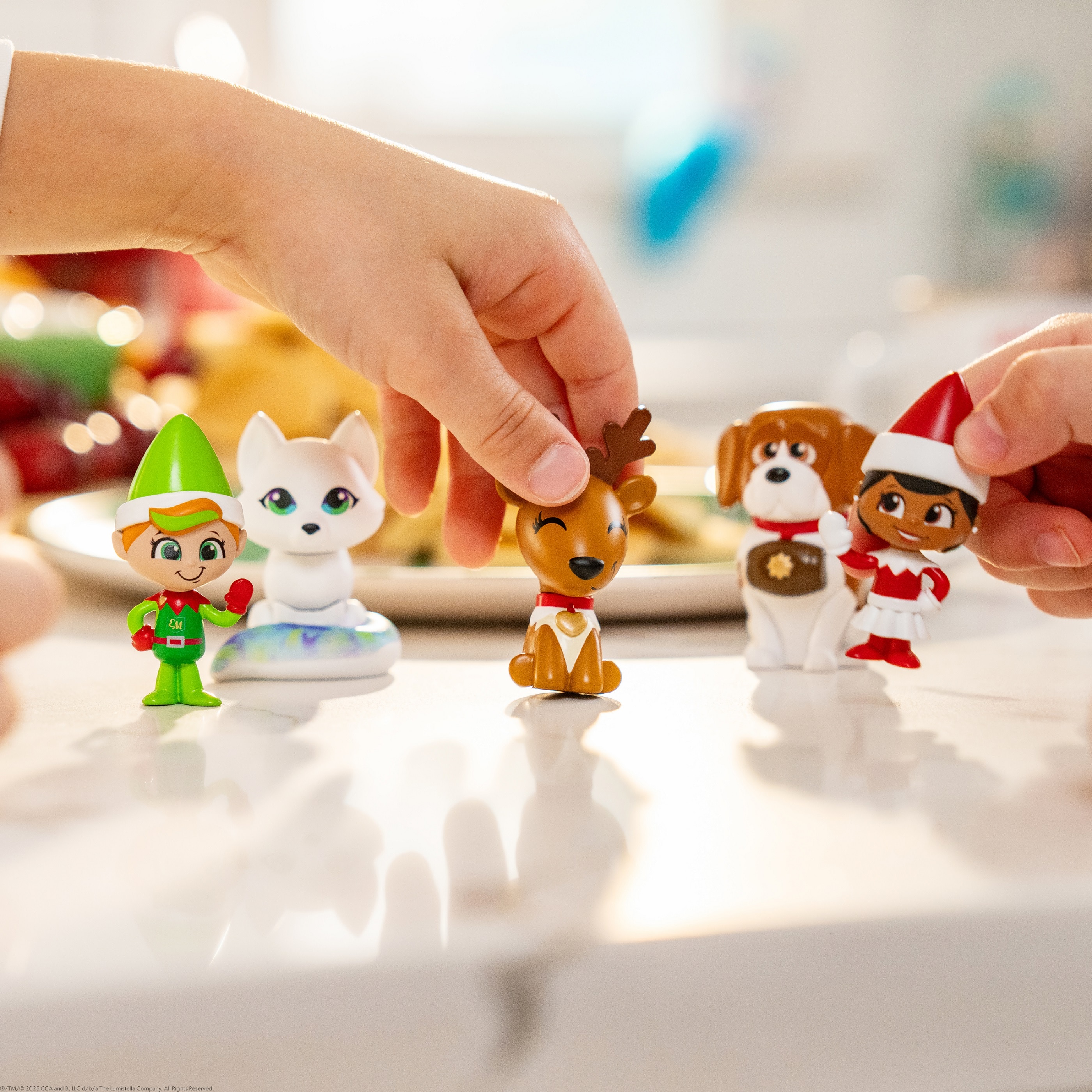 The Elf on the Shelf&#xAE; Santaverse&#x2122; Minis Series 5 Blind Pack