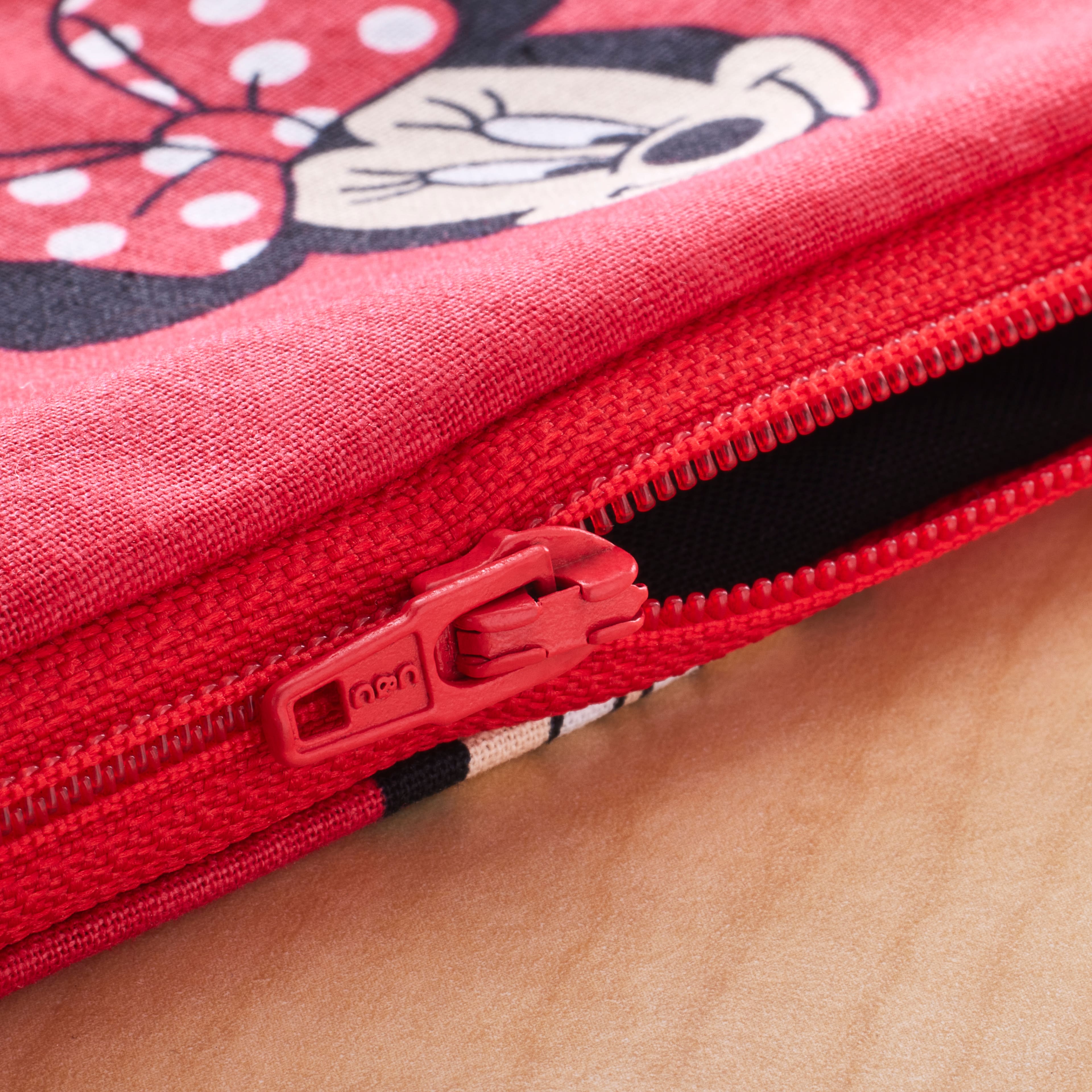 Coats & Clark 22" Polyester All-Purpose Zipper