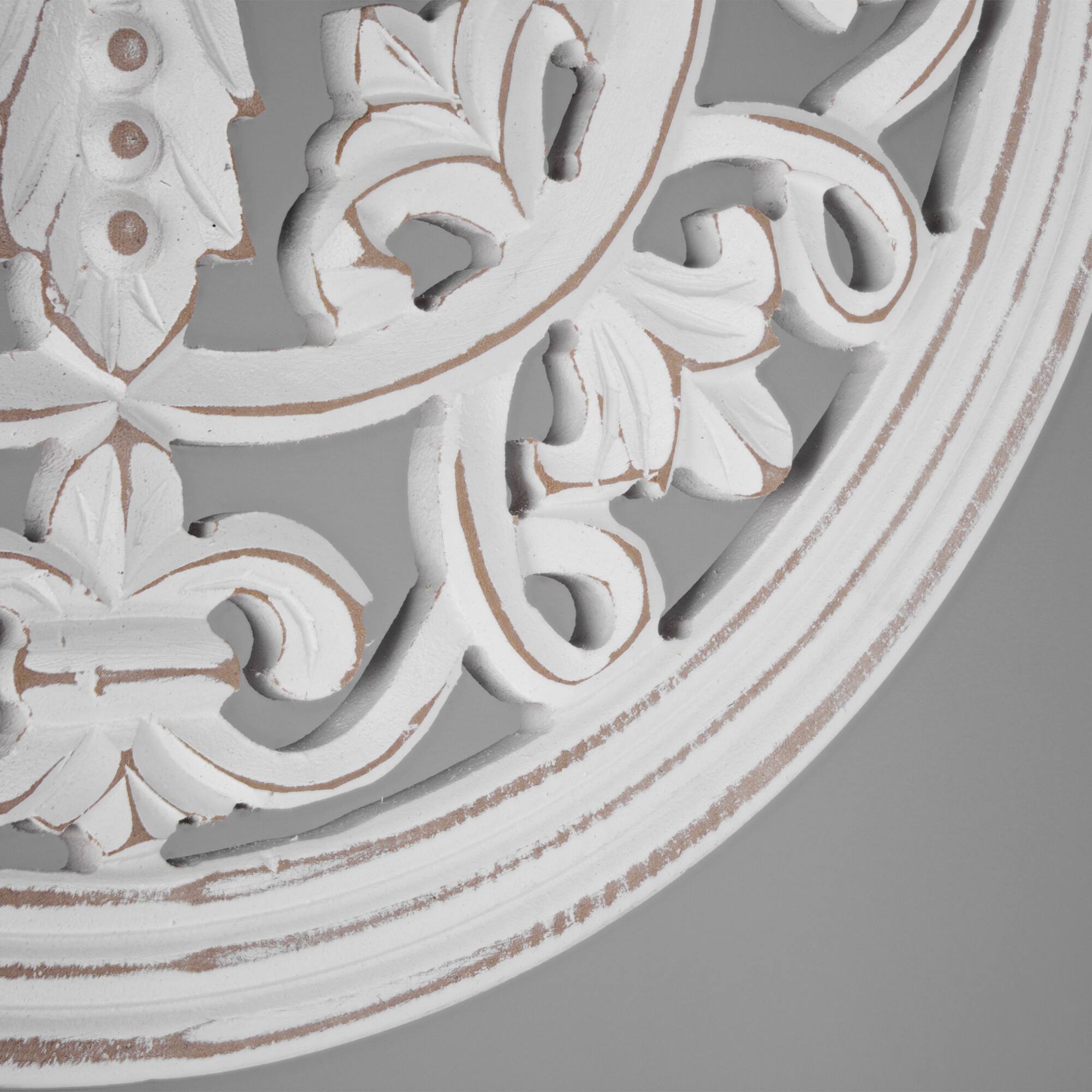 American Art D&#xE9;cor&#x2122; 16&#x22; White Arabesque and Cross Wall Medallion Home D&#xE9;cor