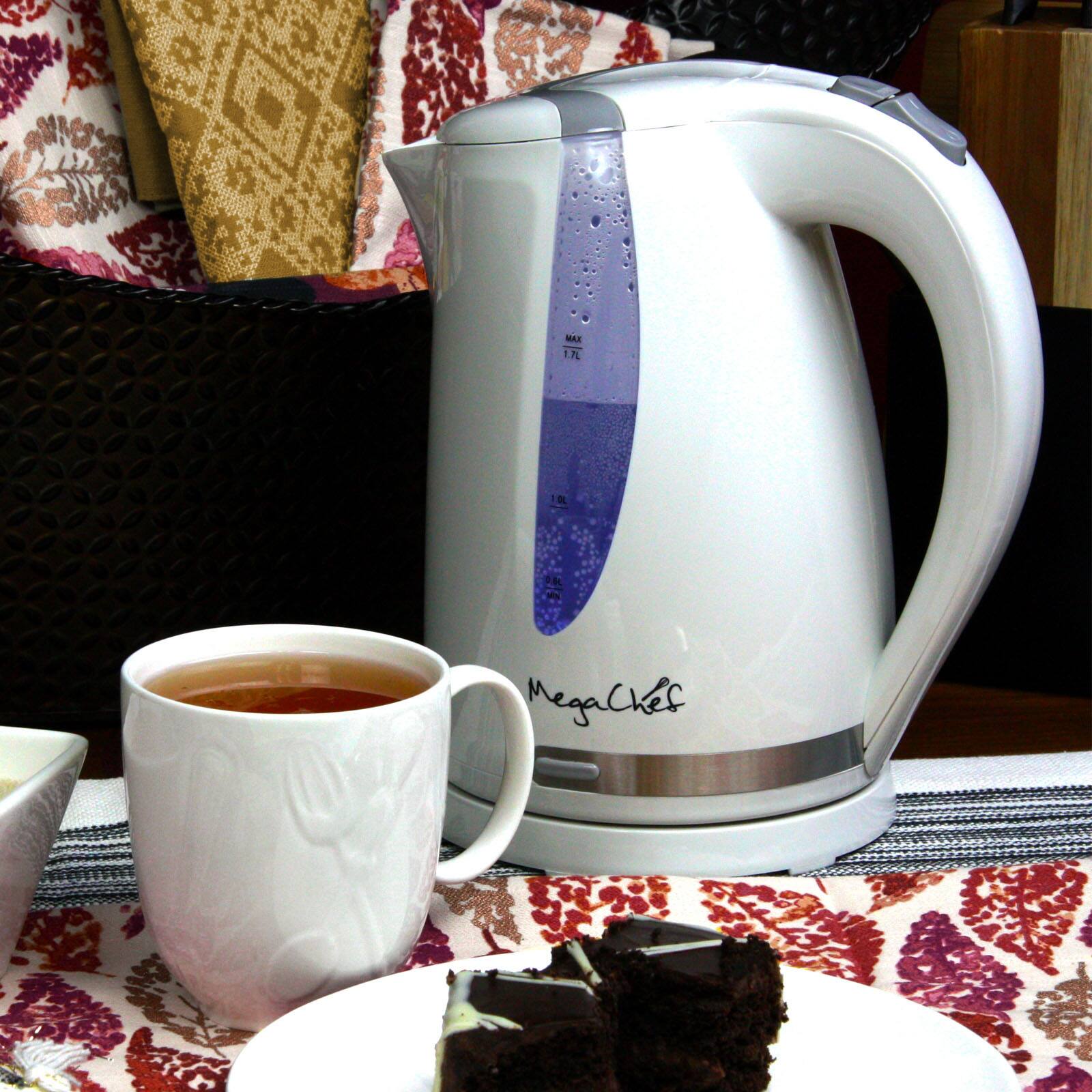 MegaChef 1.7L White Plastic Electric Tea Kettle