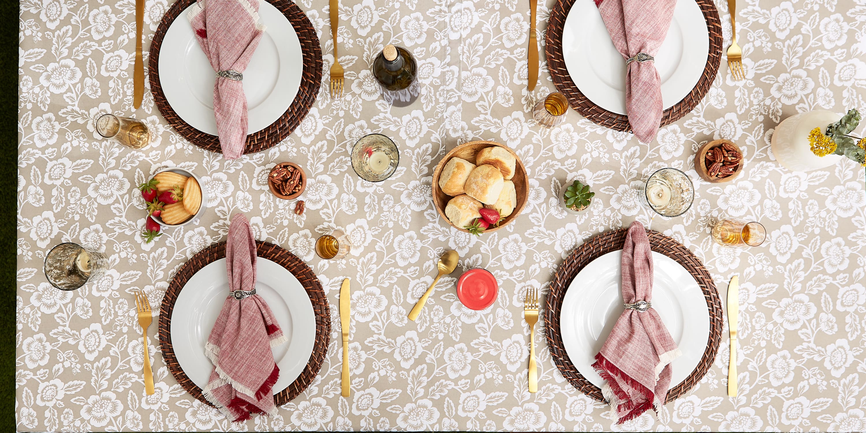 DII® Stone Floral Print Outdoor Tablecloth with Zipper, 60 Round