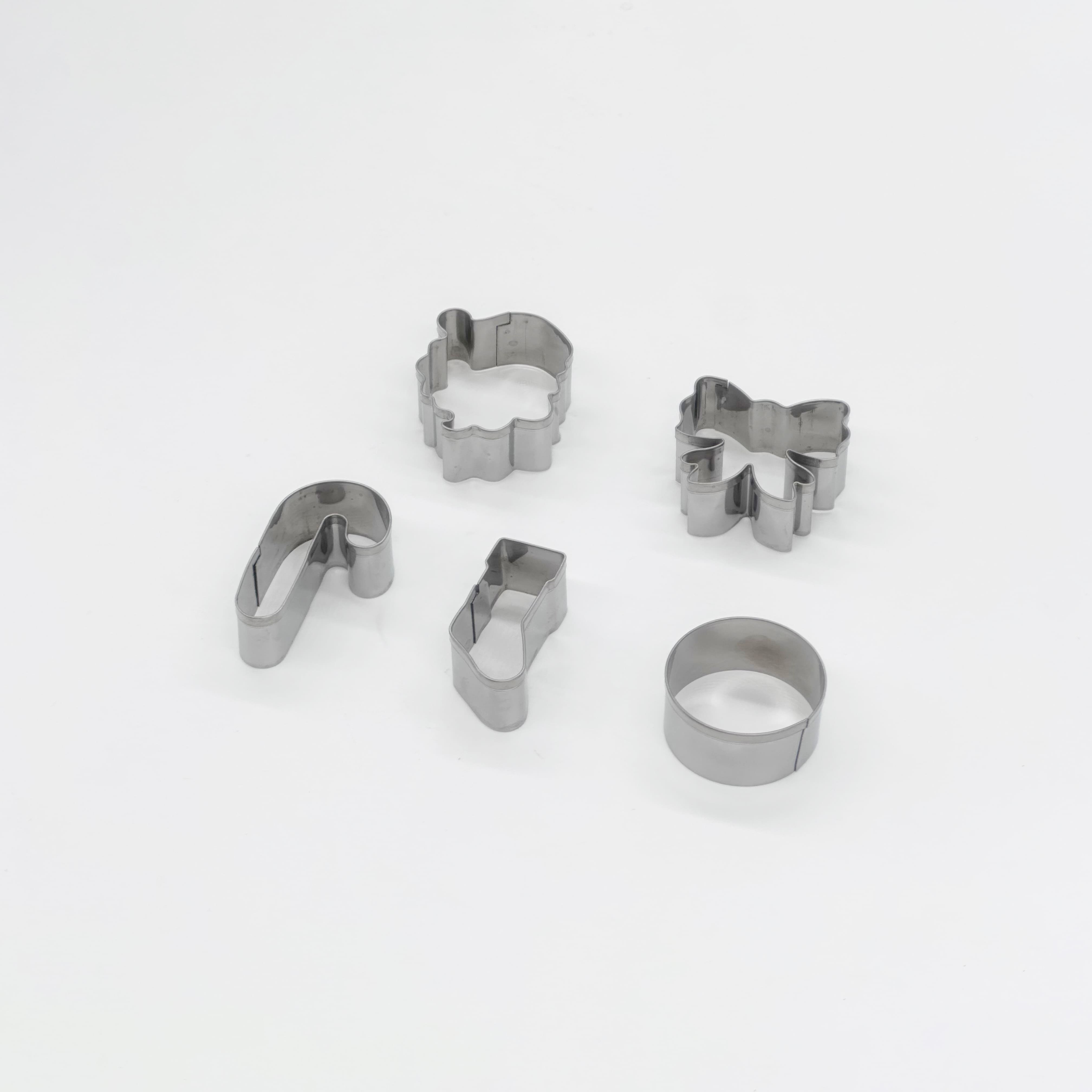 Mini Santa Cookie Cutter Set by Makery&#x2122;