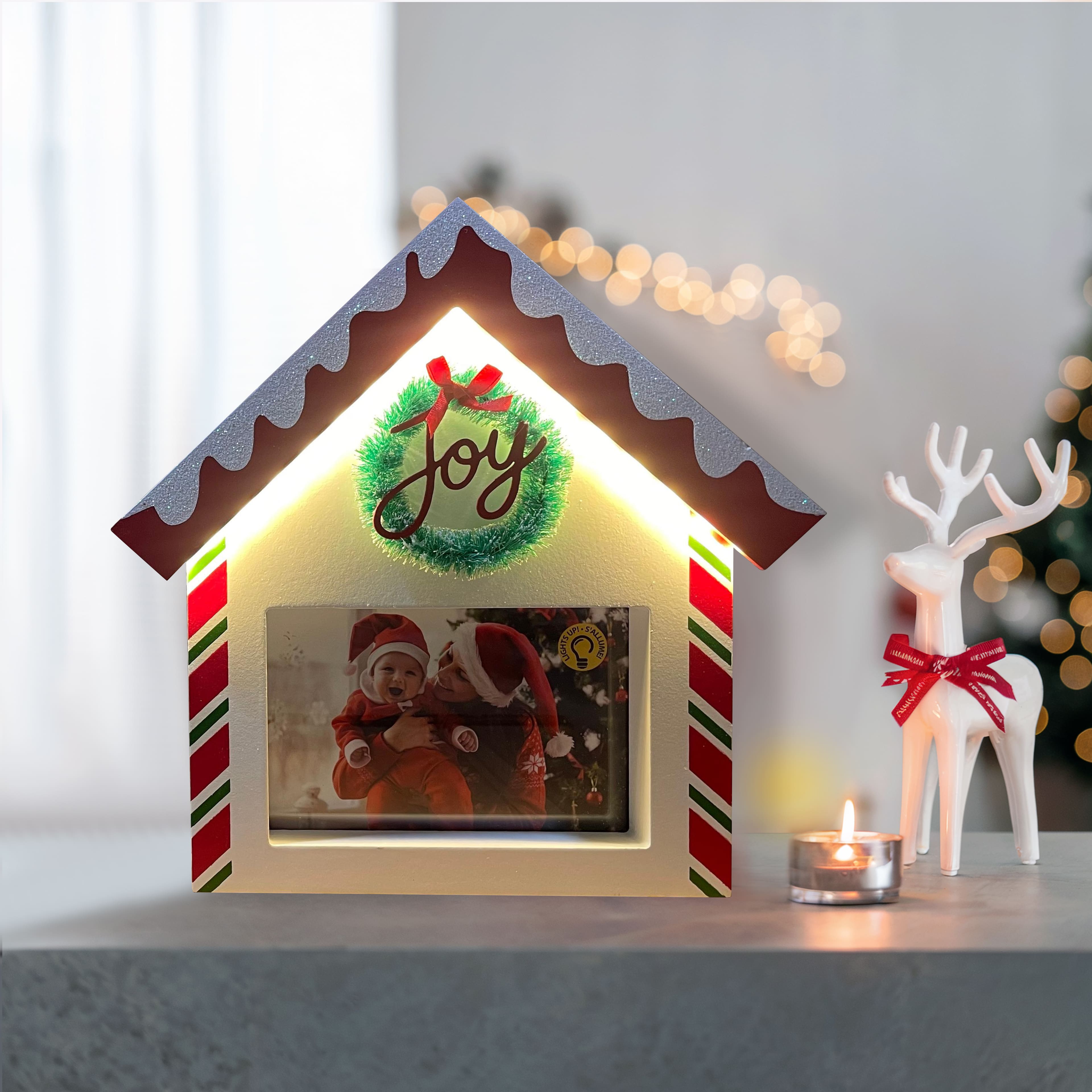 4&#x22; x 6&#x22; Peppermint House Light-Up Tabletop Frame by Studio D&#xE9;cor&#xAE;