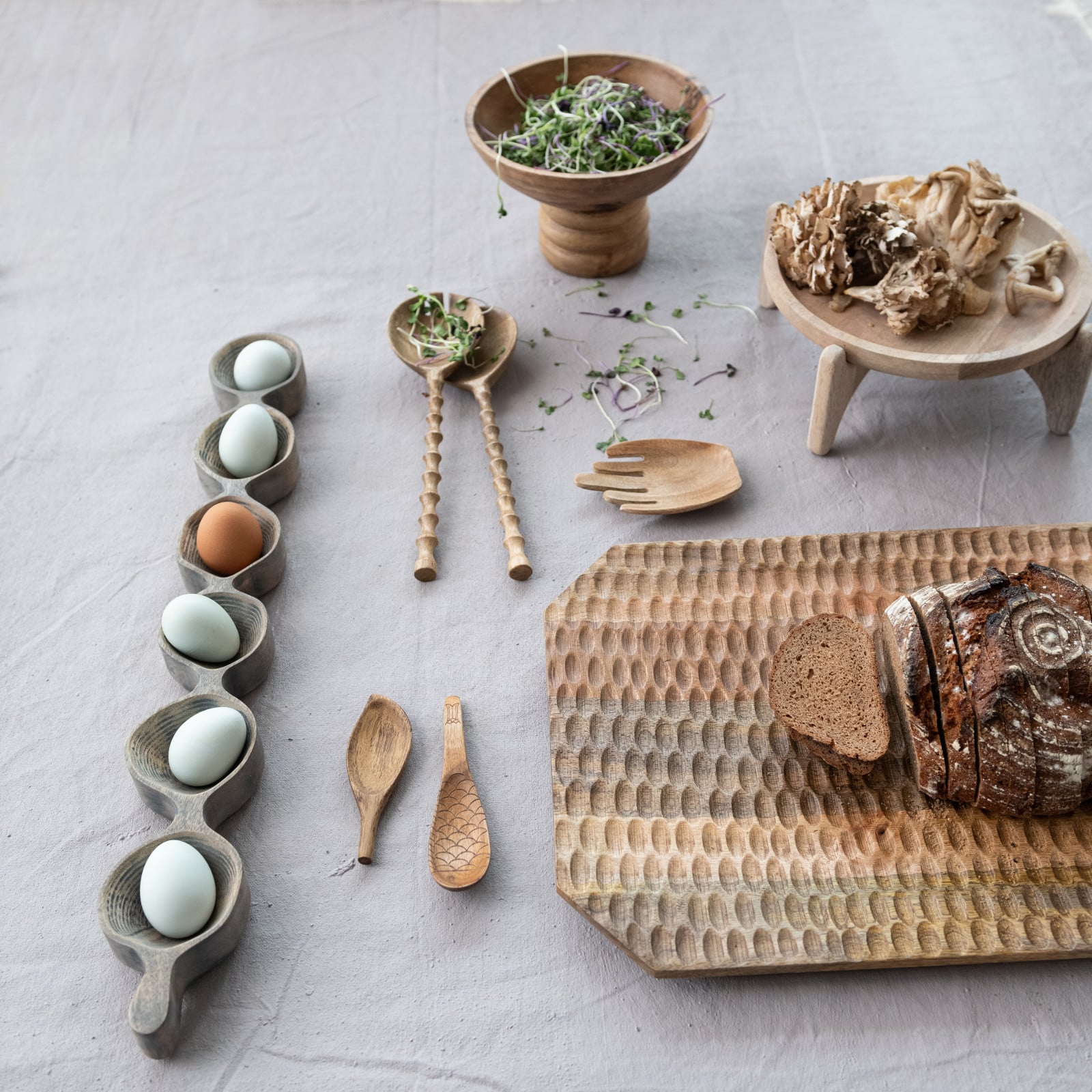 Hello Honey Round Wooden Platter with Stand, Natural
