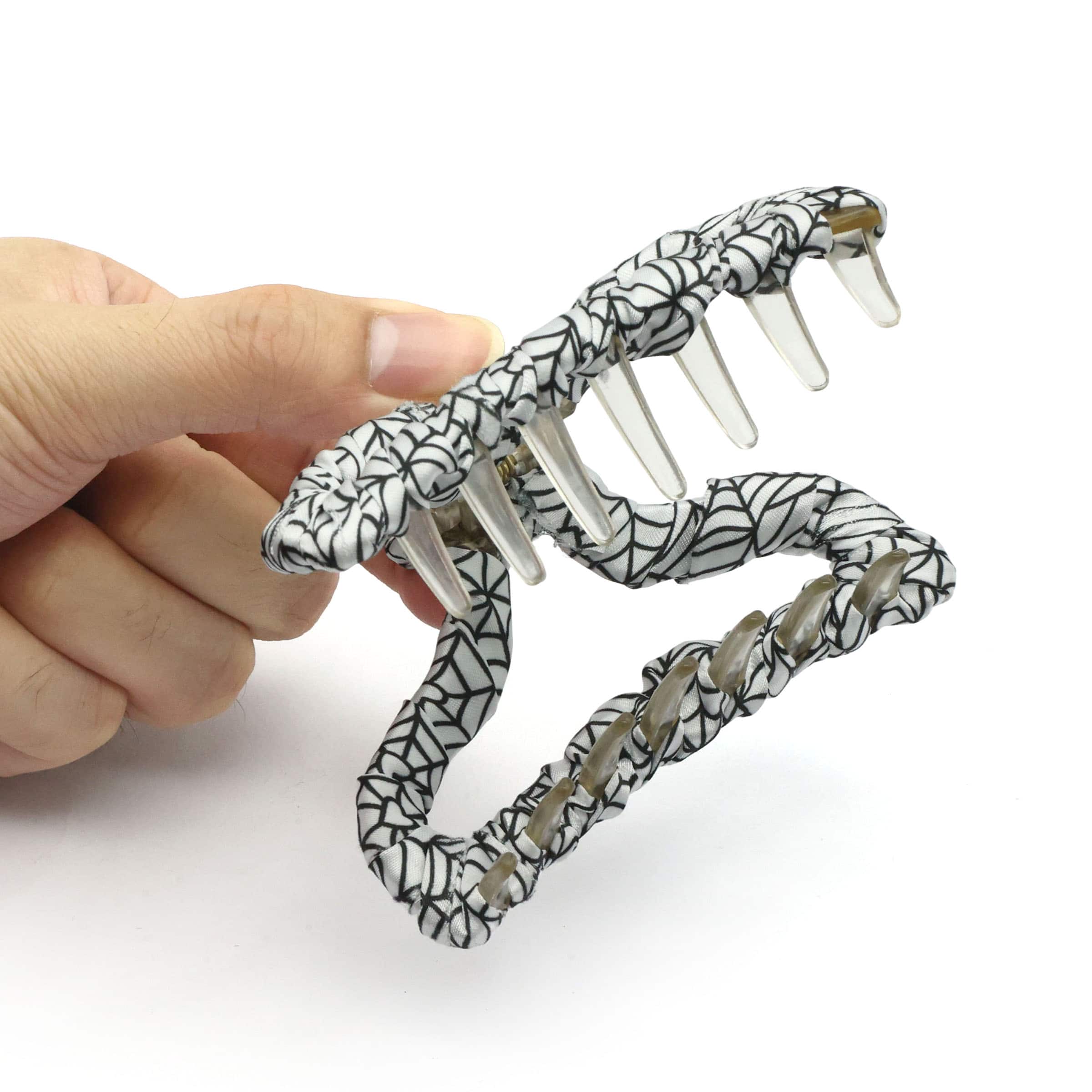 Ghoul Friends Claw Clips by Creatology&#x2122;