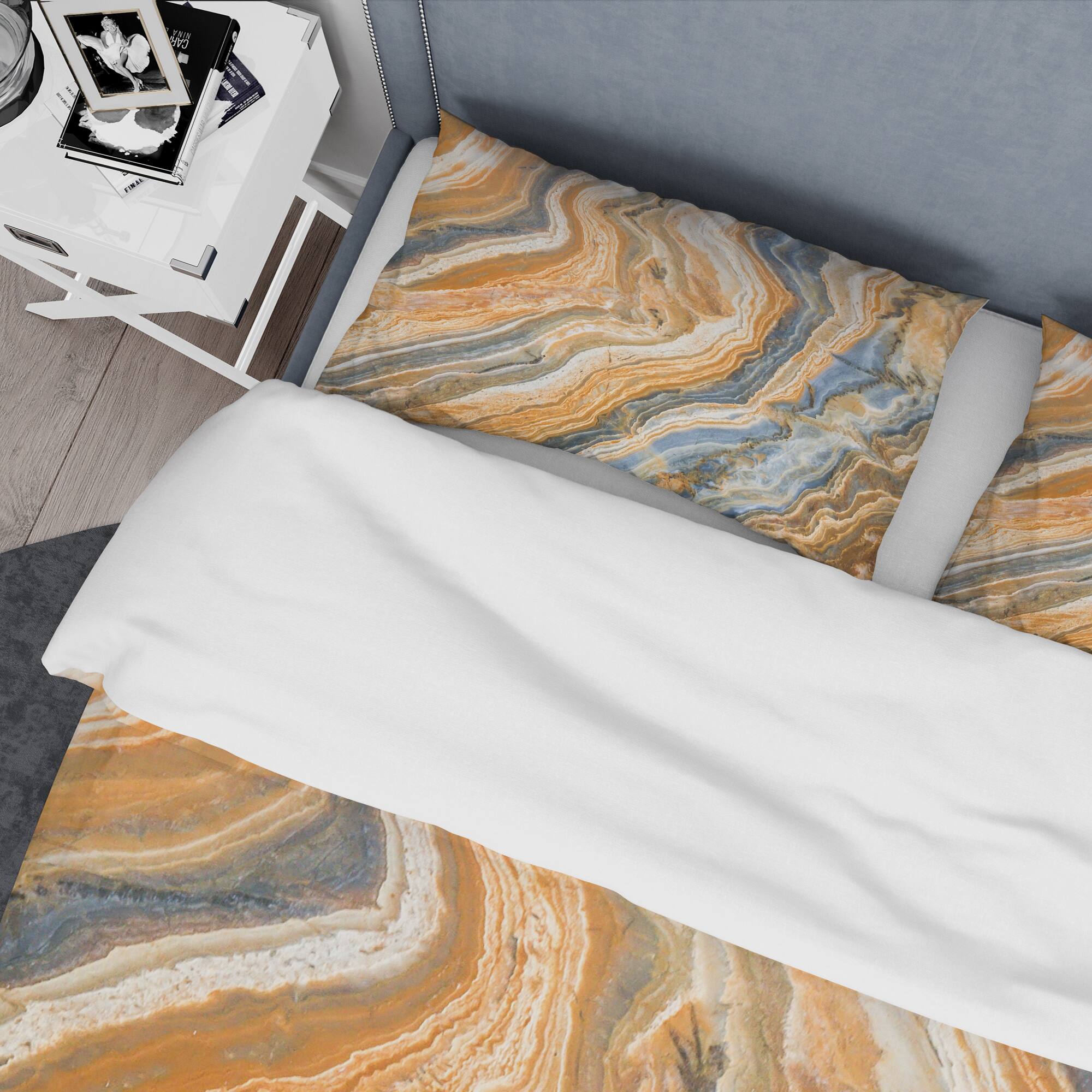 Designart 'Segment Layers of Marbled Rock' Abstract Bedding Set