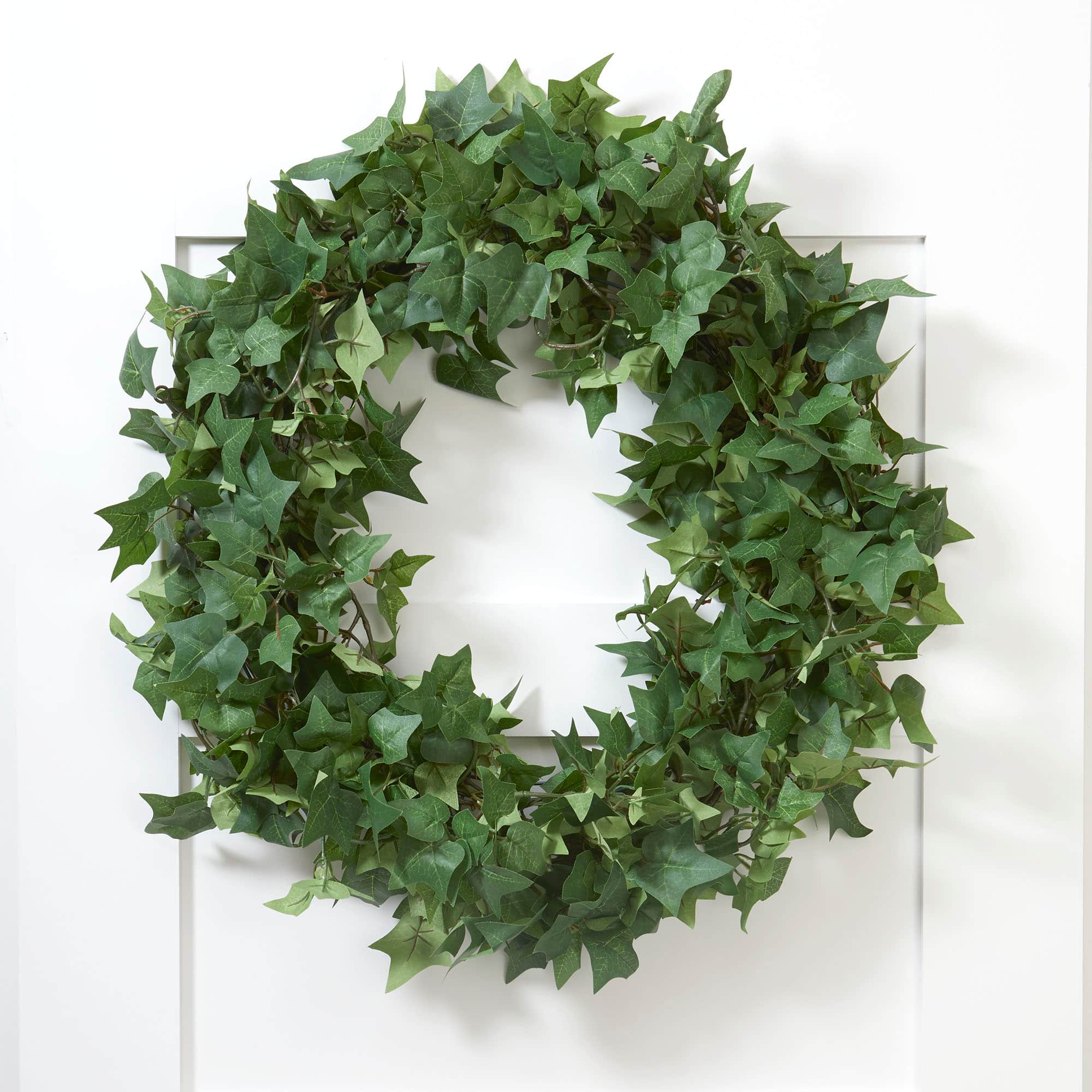 FloraCraft&#xAE; FloraF&#x14D;M&#xAE; 13.75&#x22; Green Foam Wreath