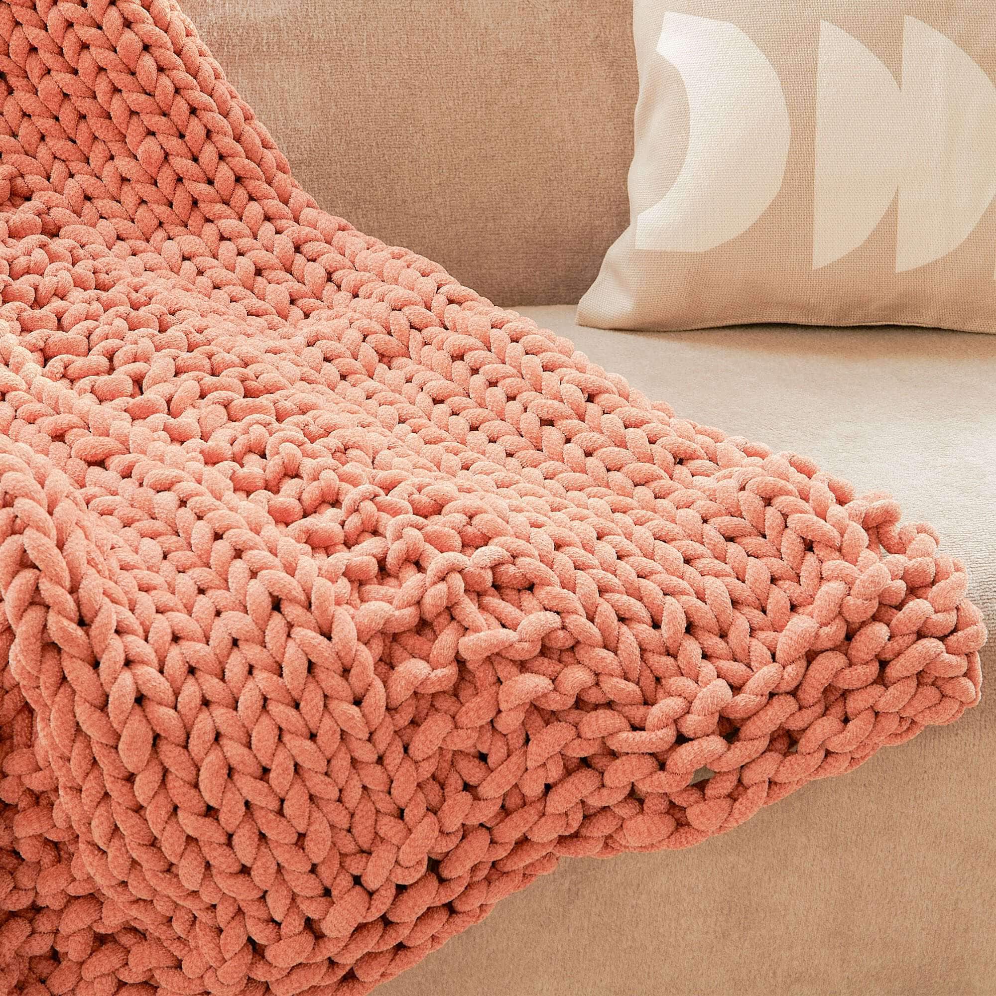 Bernat&#xAE; PlushBIG&#x2122; Yarn
