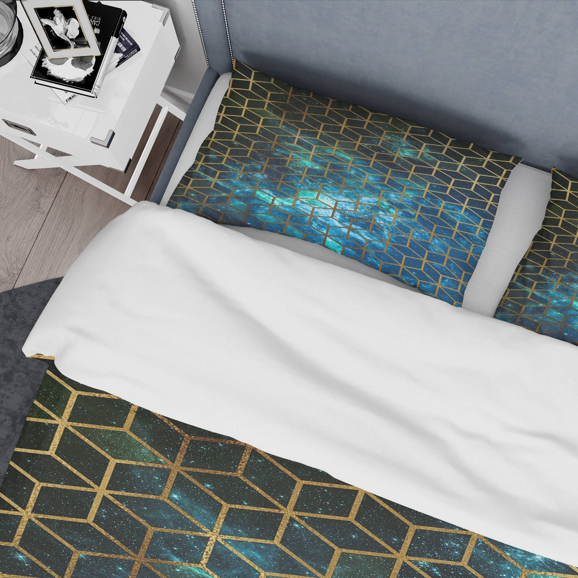 Designart &#x27;Yellow Cubes over Blue Cosmic Background&#x27; Modern &#x26; Contemporary Bedding Set - Duvet Cover &#x26; Shams
