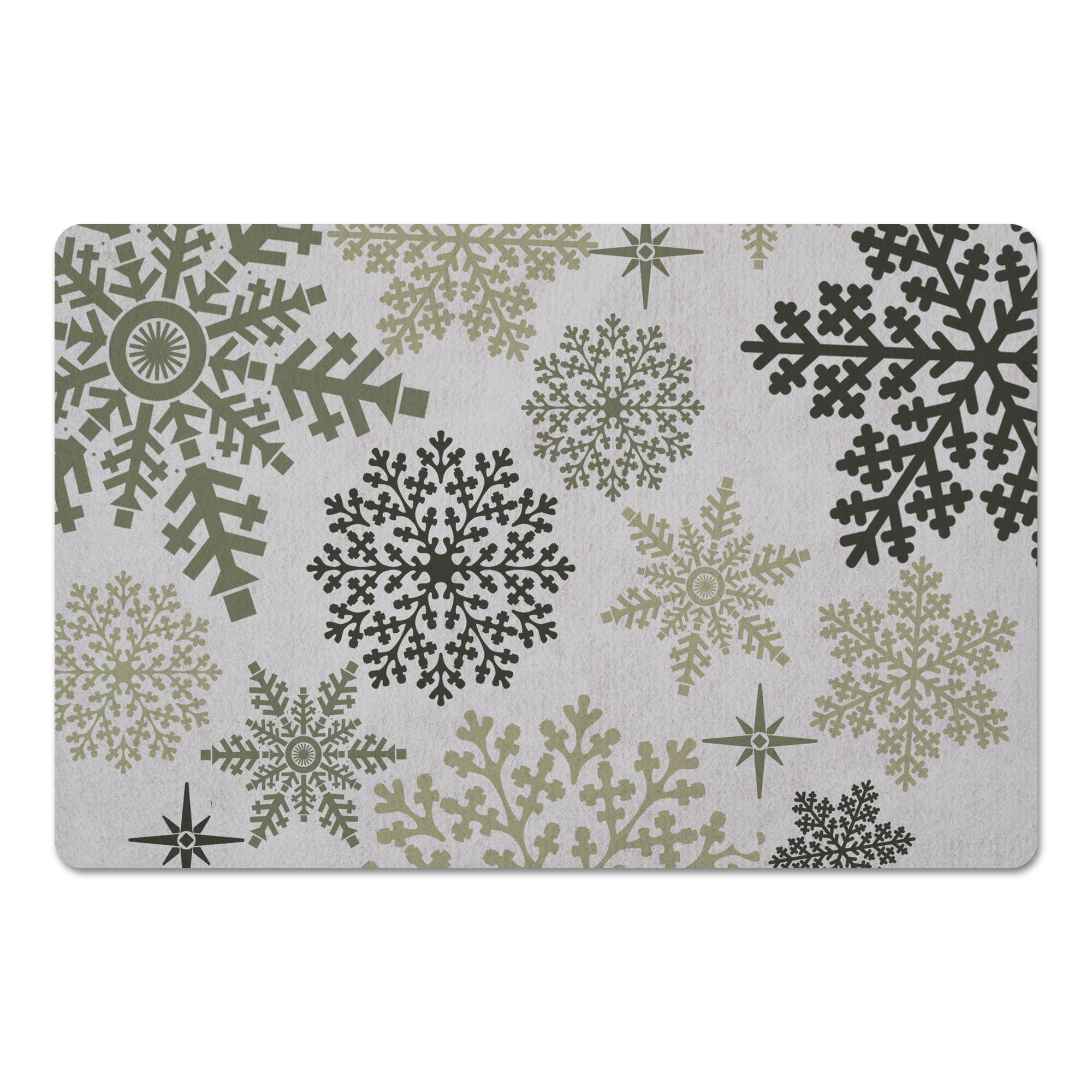 Snowflake Pattern 27x18 Floor Mat