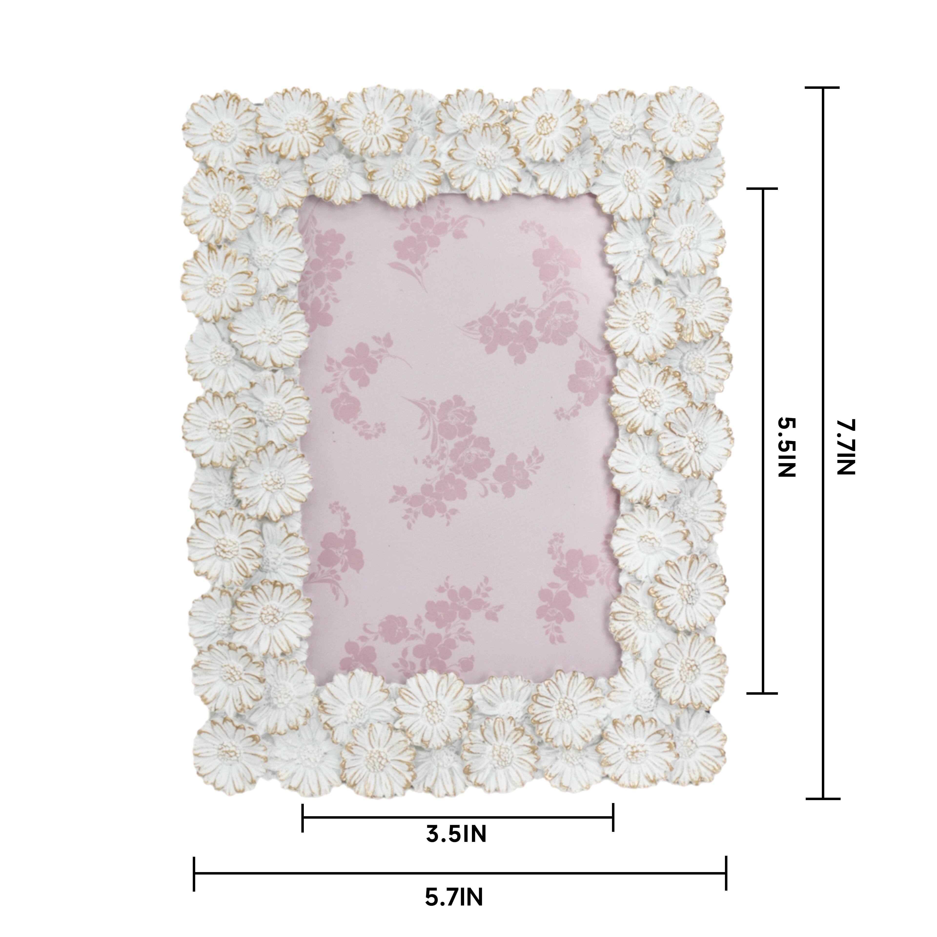 Just Jane 4&#x22; x 6&#x22; White &#x26; Gold Flower Frame by Studio D&#xE9;cor&#xAE;