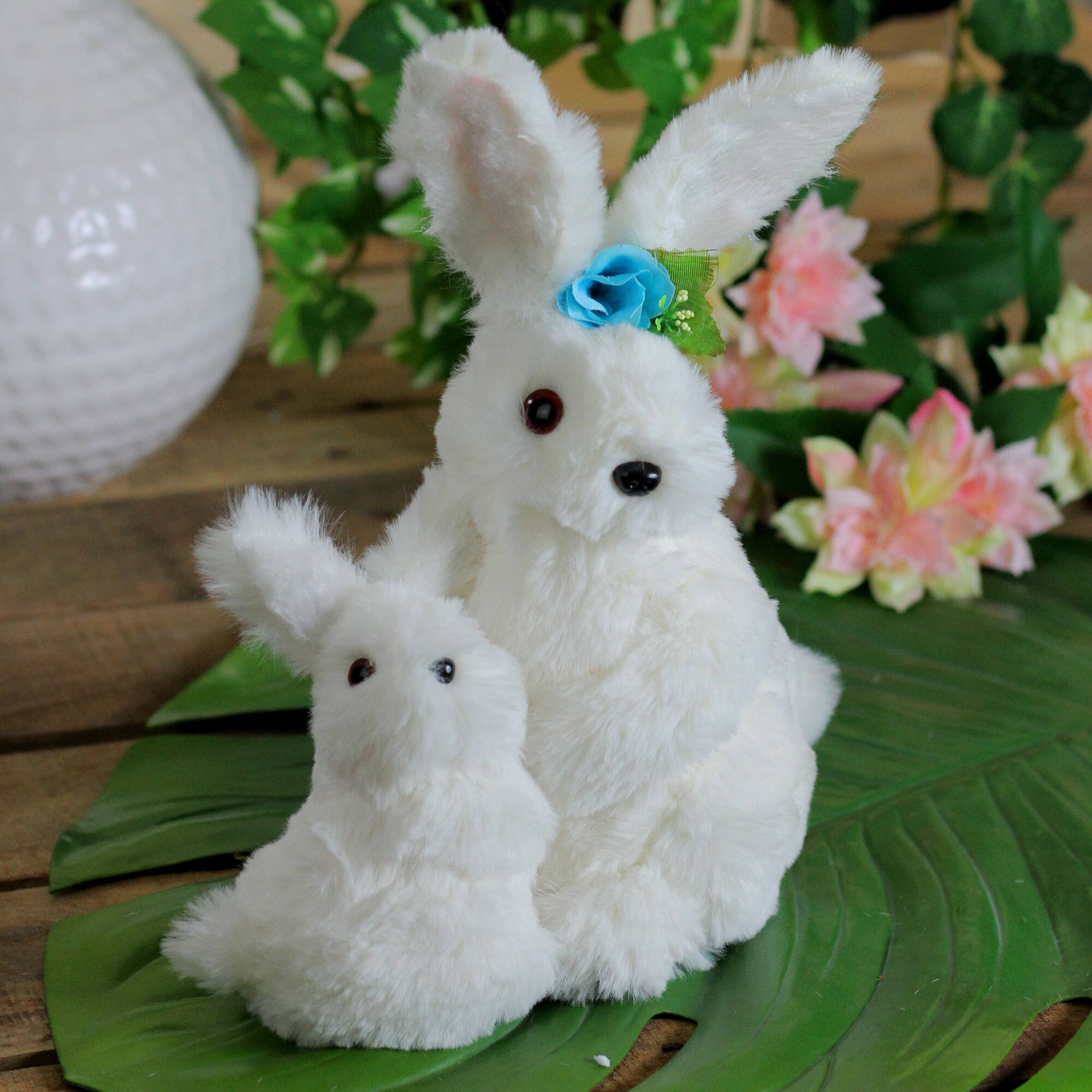 10&#x22; White Plush Standing Mother &#x26; Baby Easter Bunny Figure